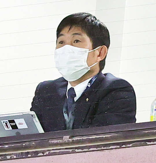 湘南対横浜FC　視察に訪れた日本代表森保監督（撮影・野上伸悟）