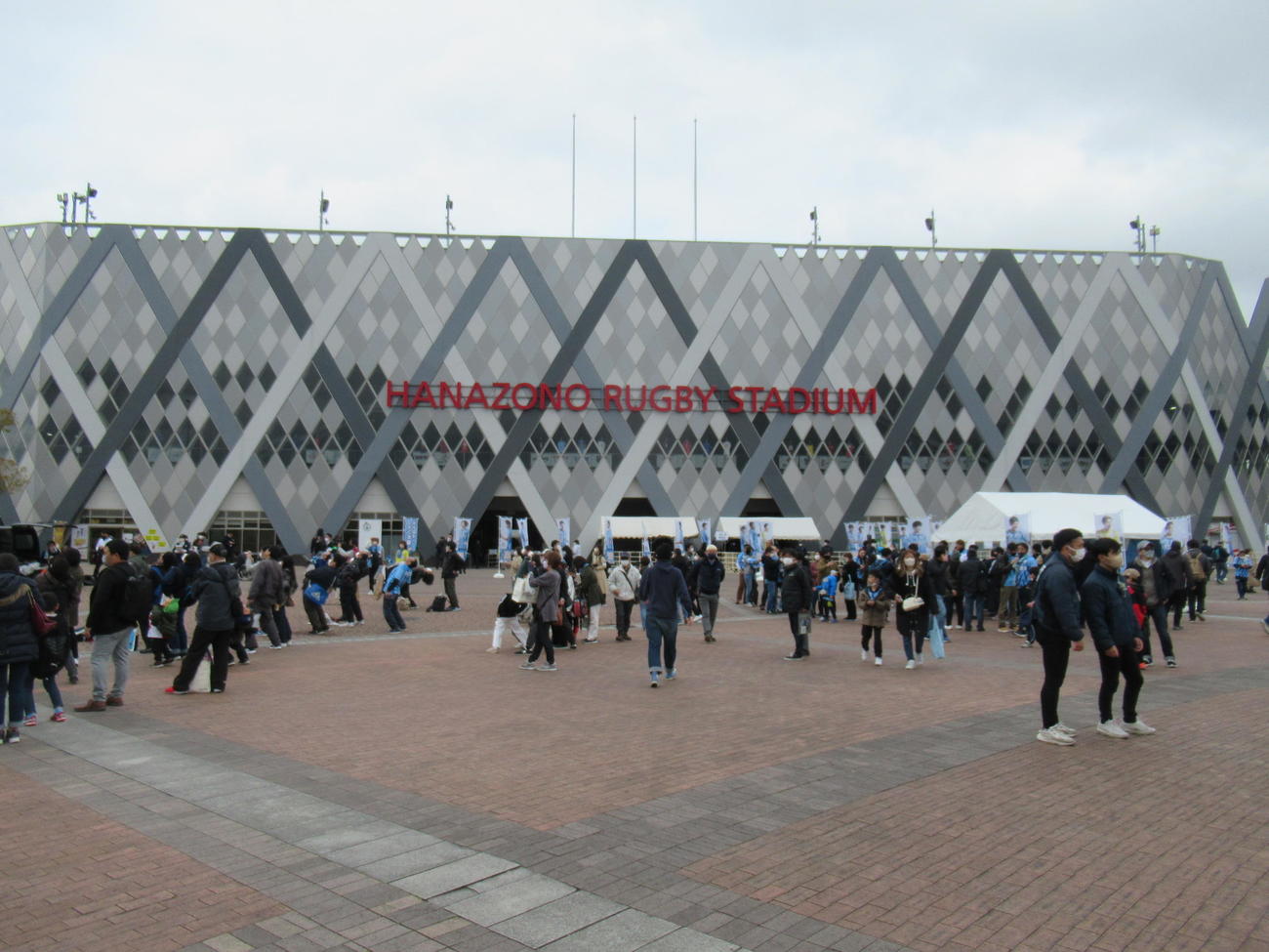 FC大阪はホーム開幕戦を花園で迎えた（撮影・益田一弘）＝2023年3月18日、東大阪市内