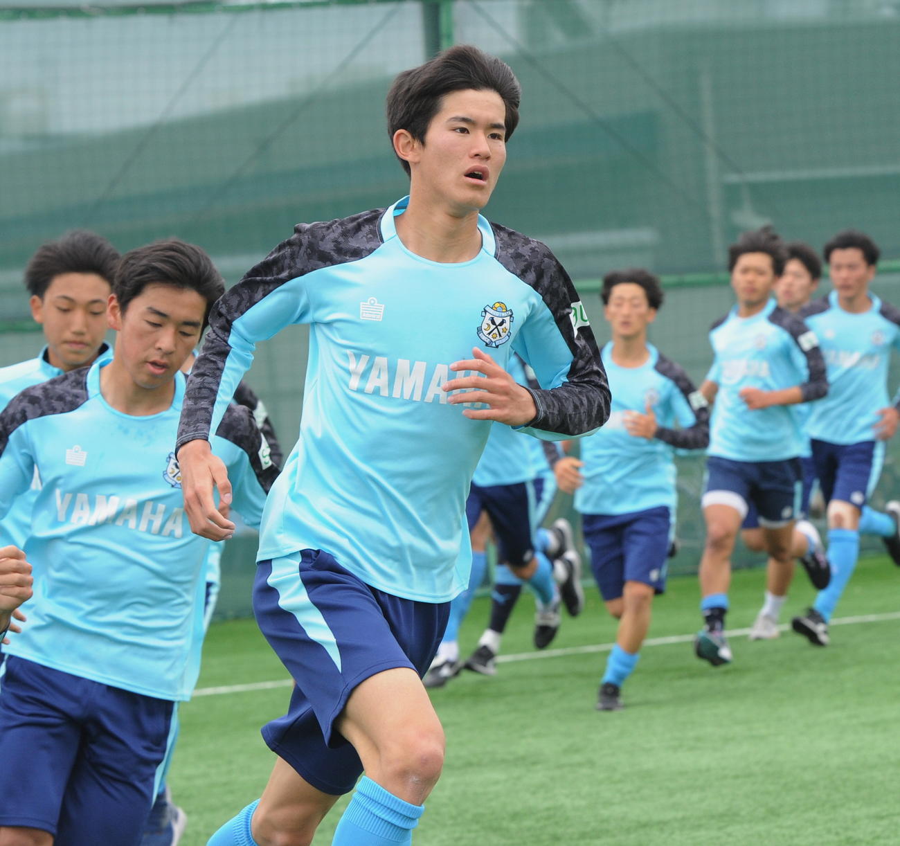 2022年3月、磐田U－18時代の後藤啓介（中央）