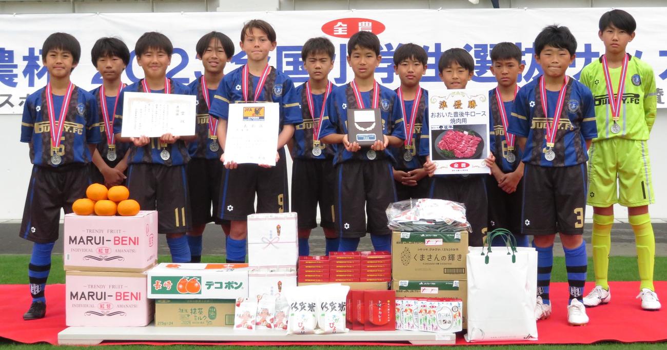 準優勝のBUDDY.FC（撮影・峯岸佑樹）