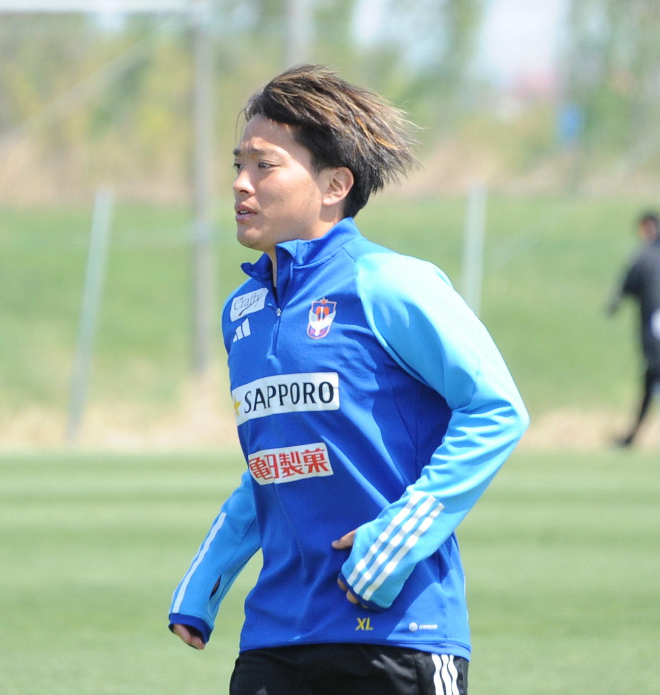鹿島戦の前日練習に参加する高木