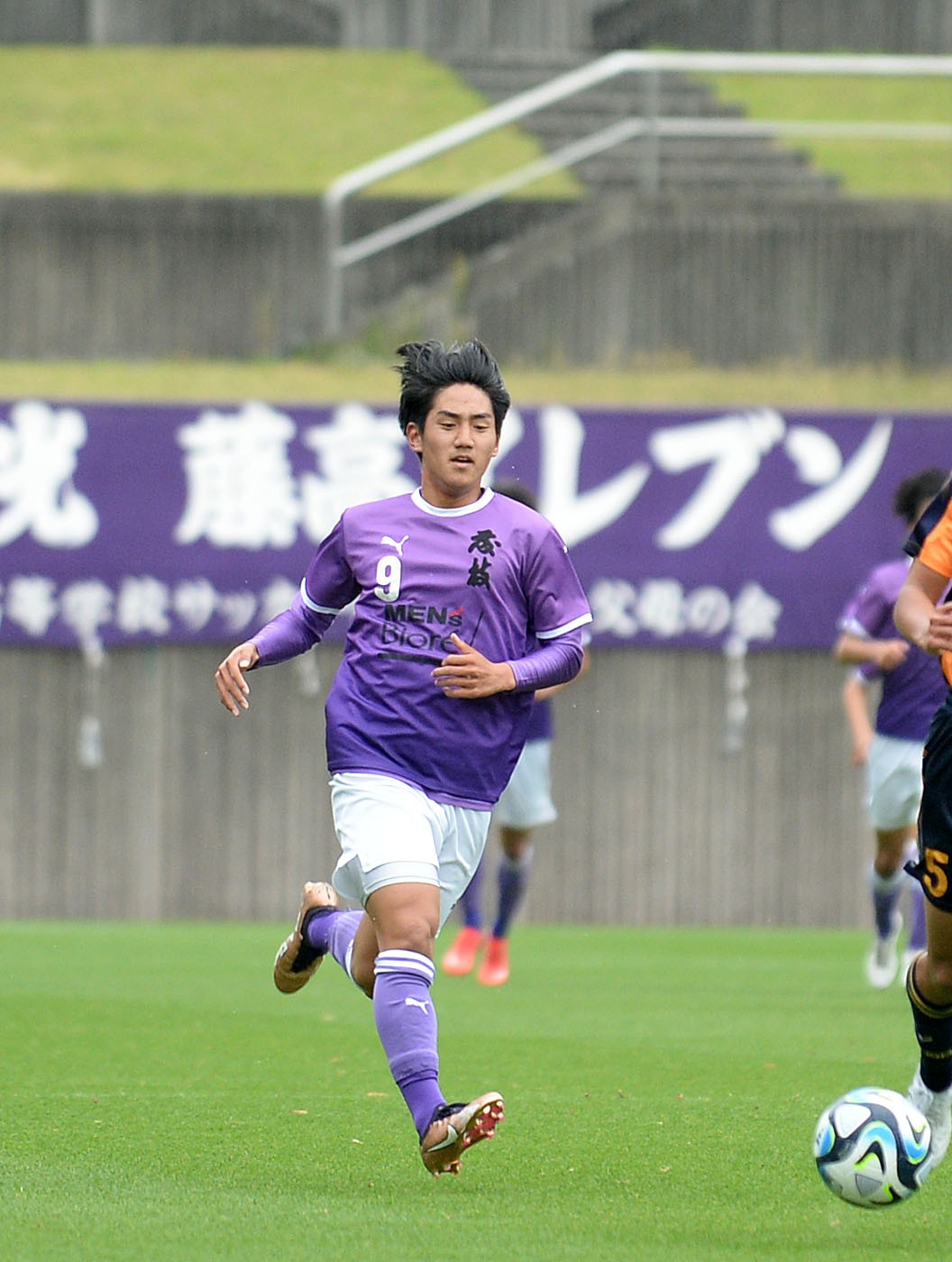 2得点を挙げた藤枝東FW湯山