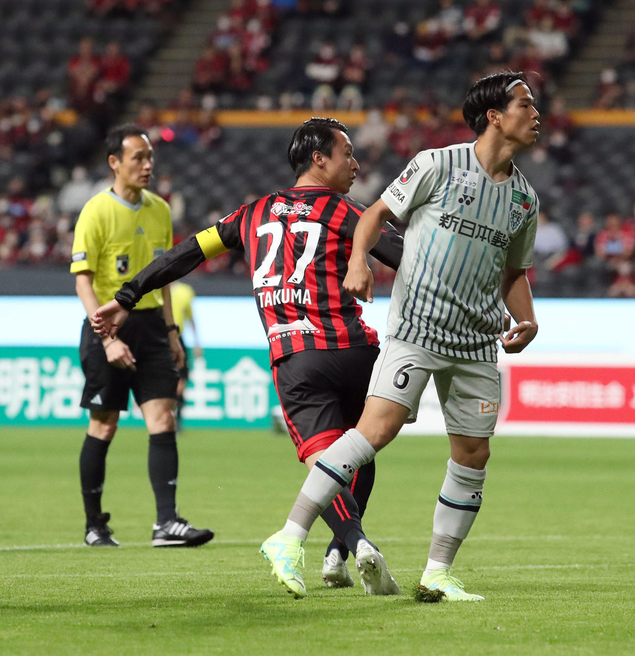 札幌対福岡　前半、先制ゴールを決める札幌荒野（撮影・佐藤翔太）