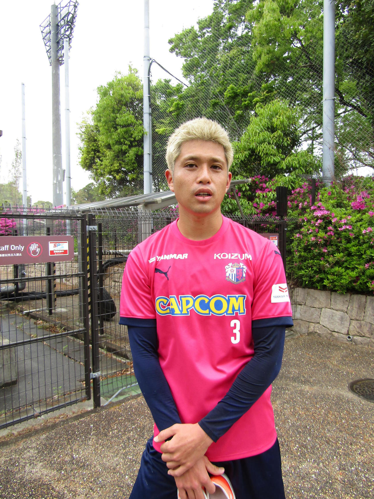 取材に応じるC大阪進藤