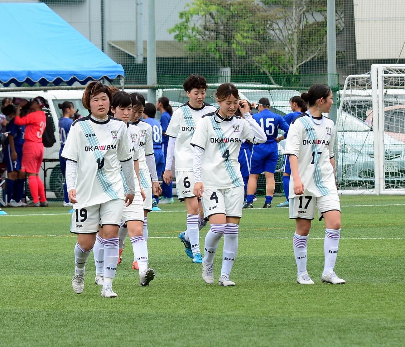 肩を落とすルクレMYFCの選手たち