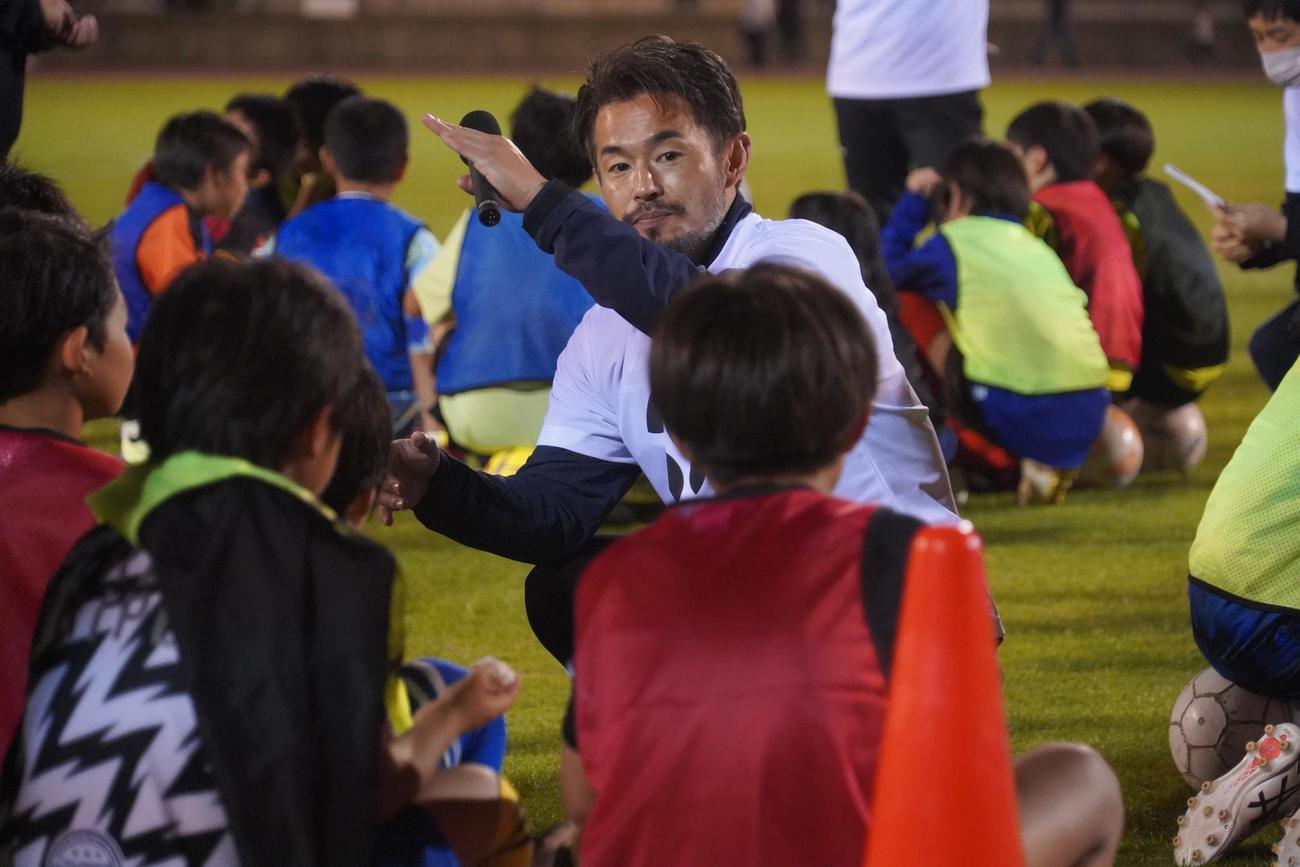 JAPANIZE FOOTBALL kick－off　＆　サッカークリニックイベントを行った佐藤勇人氏（撮影・佐藤成）
