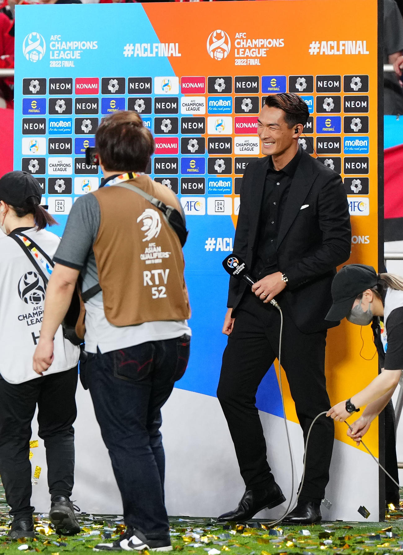 浦和対アルヒラル　試合後、笑顔を見せる槙野氏（撮影・江口和貴）