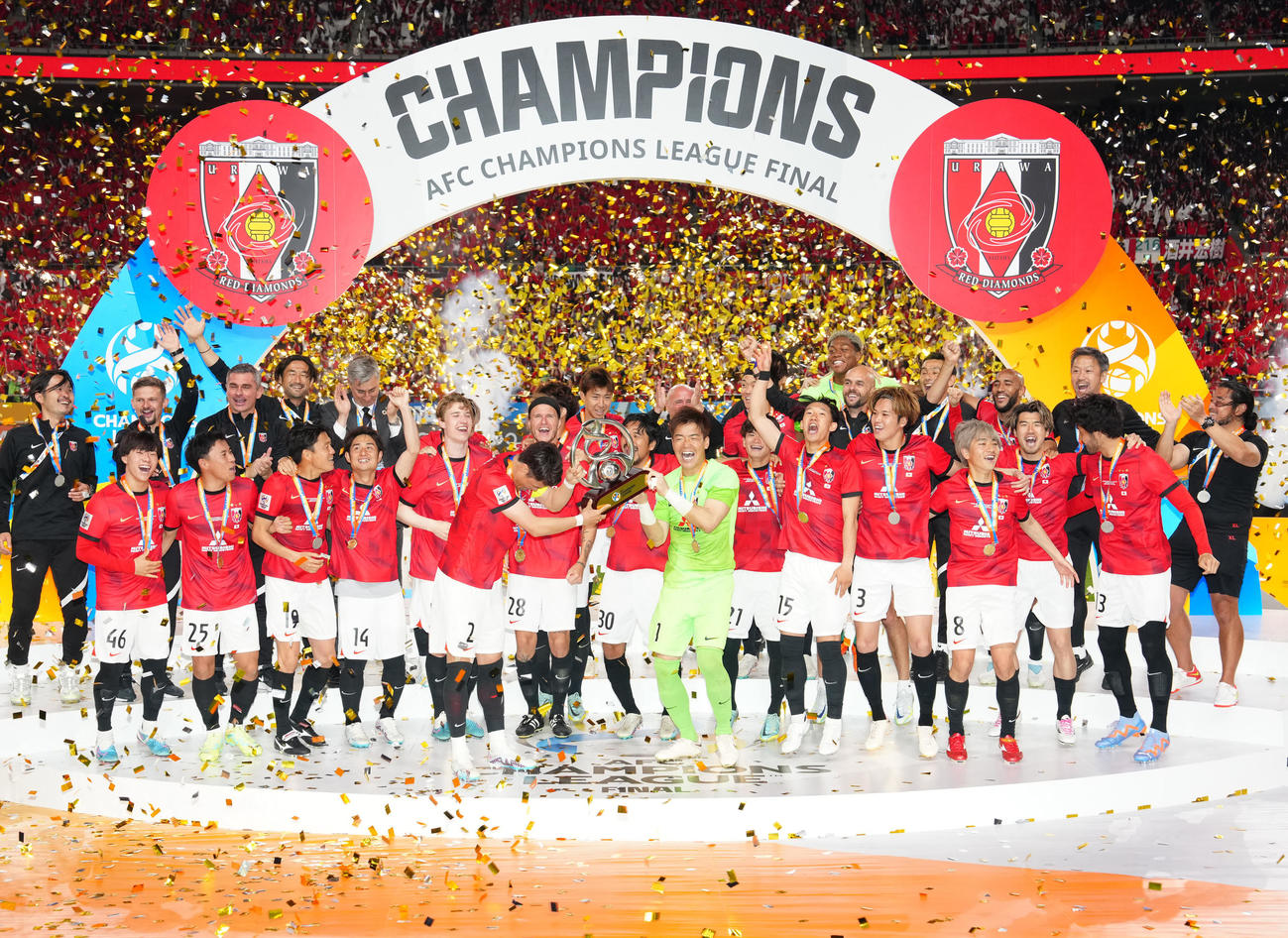 浦和対アルヒラル　ACL優勝を決め、歓喜する浦和の選手たち（撮影・江口和貴）