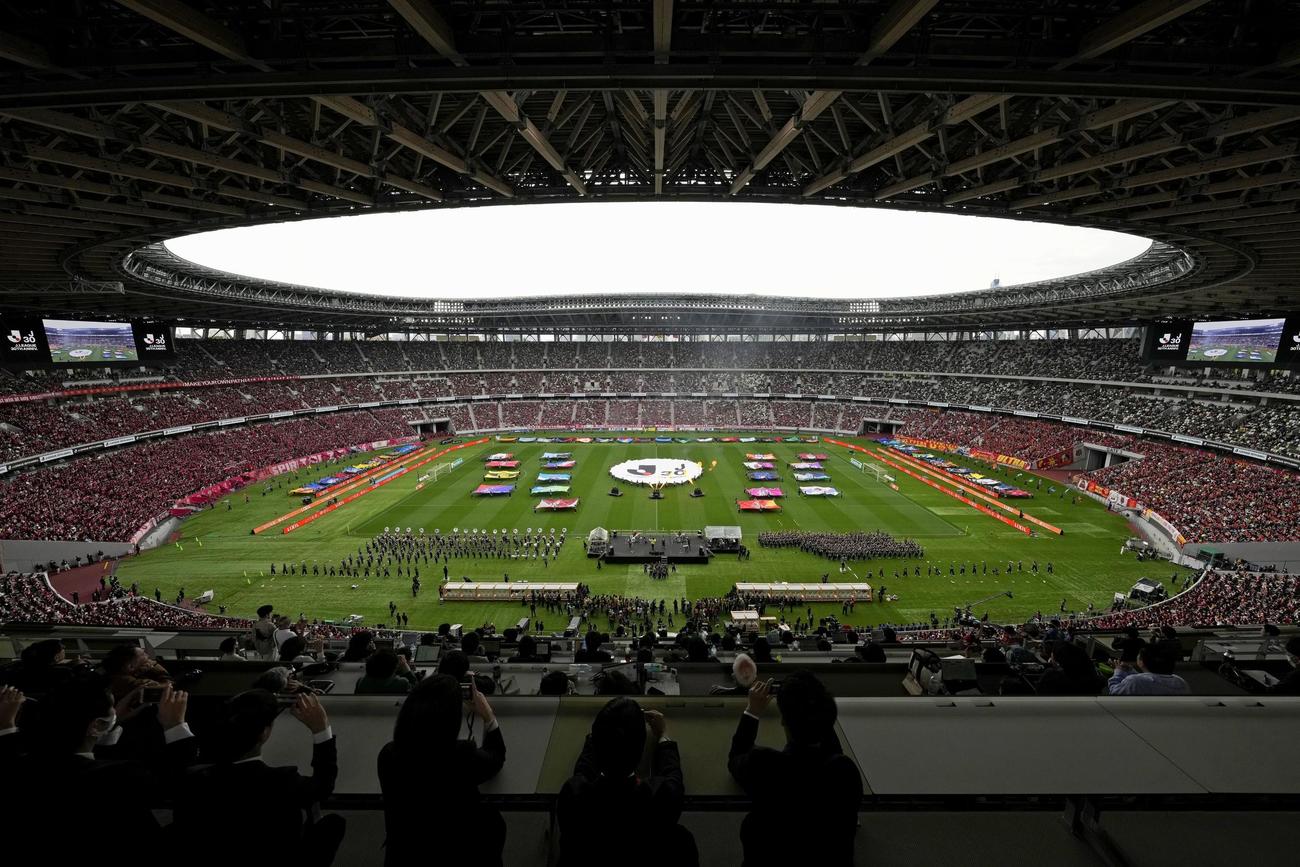 サッカーJリーグの30周年記念スペシャルマッチ、鹿島―名古屋戦を前に開かれたセレモニー（共同）