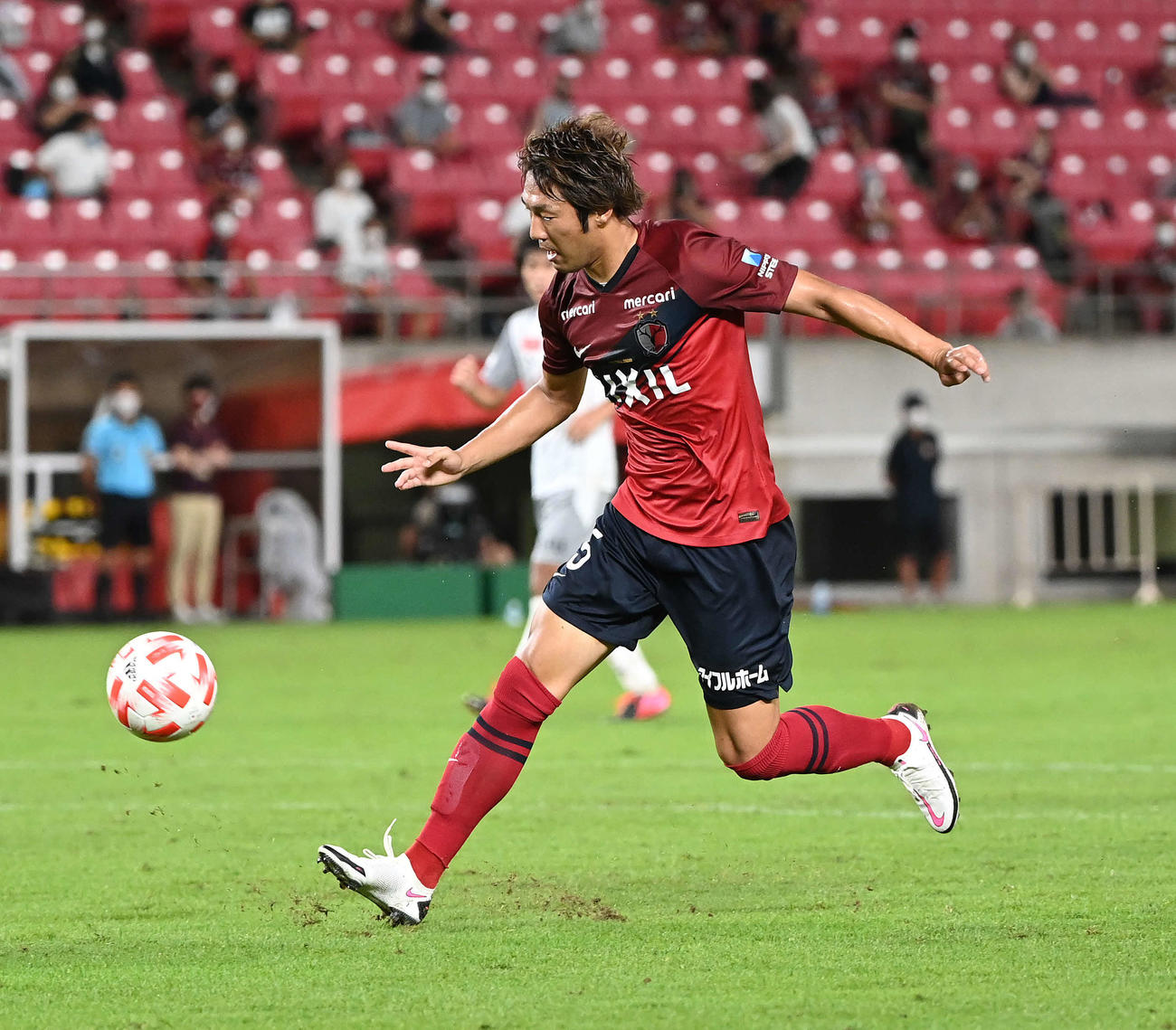 鹿島時代にゴールを決めるFW伊藤（2020年8月5日撮影）