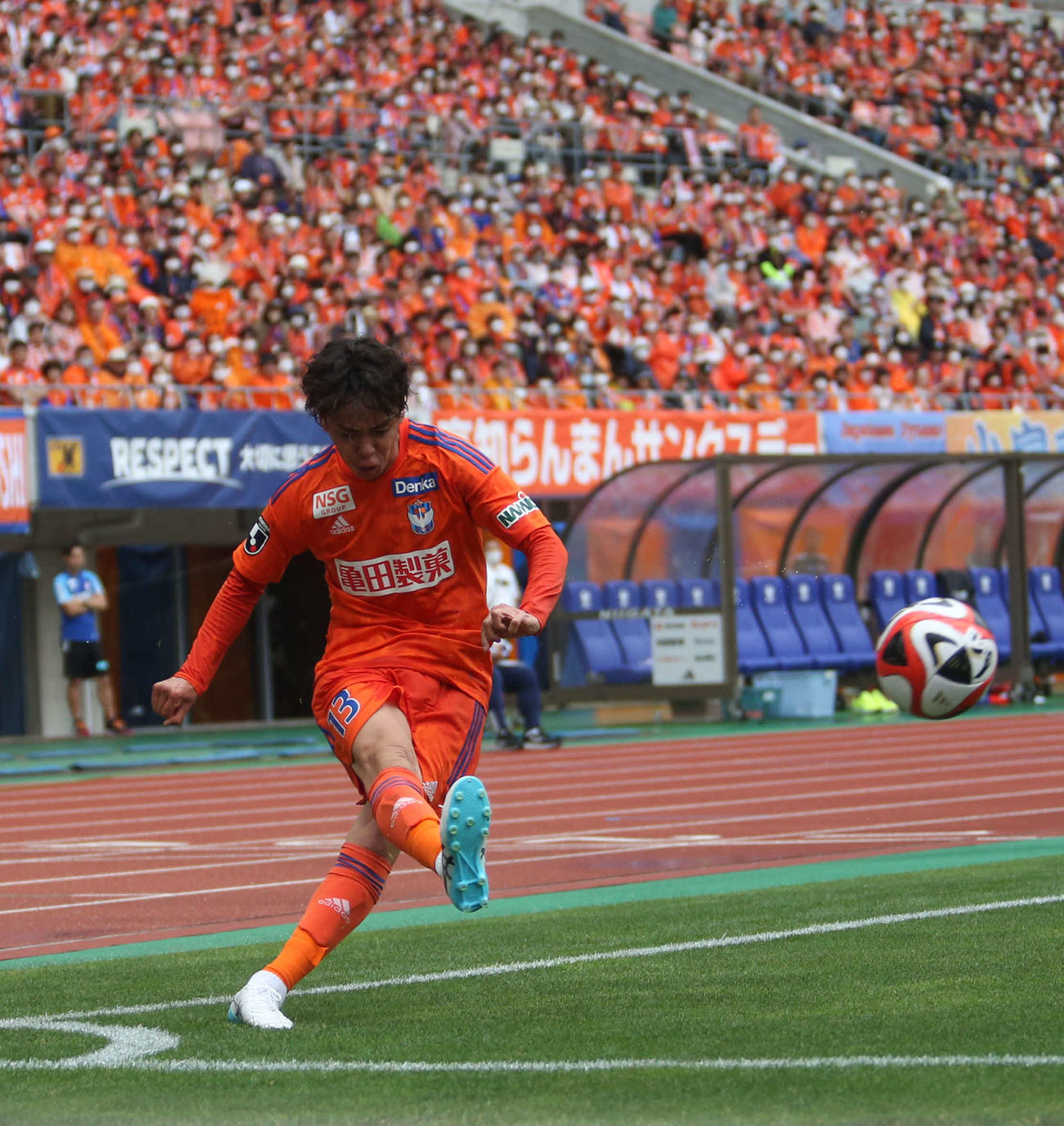 右CKを蹴る伊藤