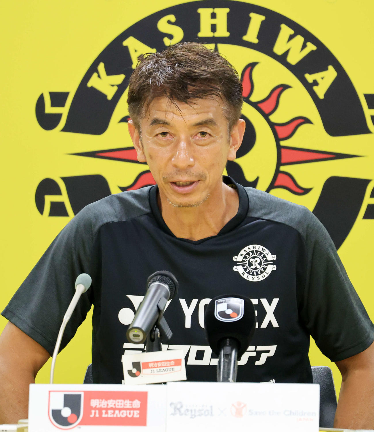 柏対湘南　試合後、会見で報道陣の質問に答える柏の井原監督（撮影・浅見桂子）
