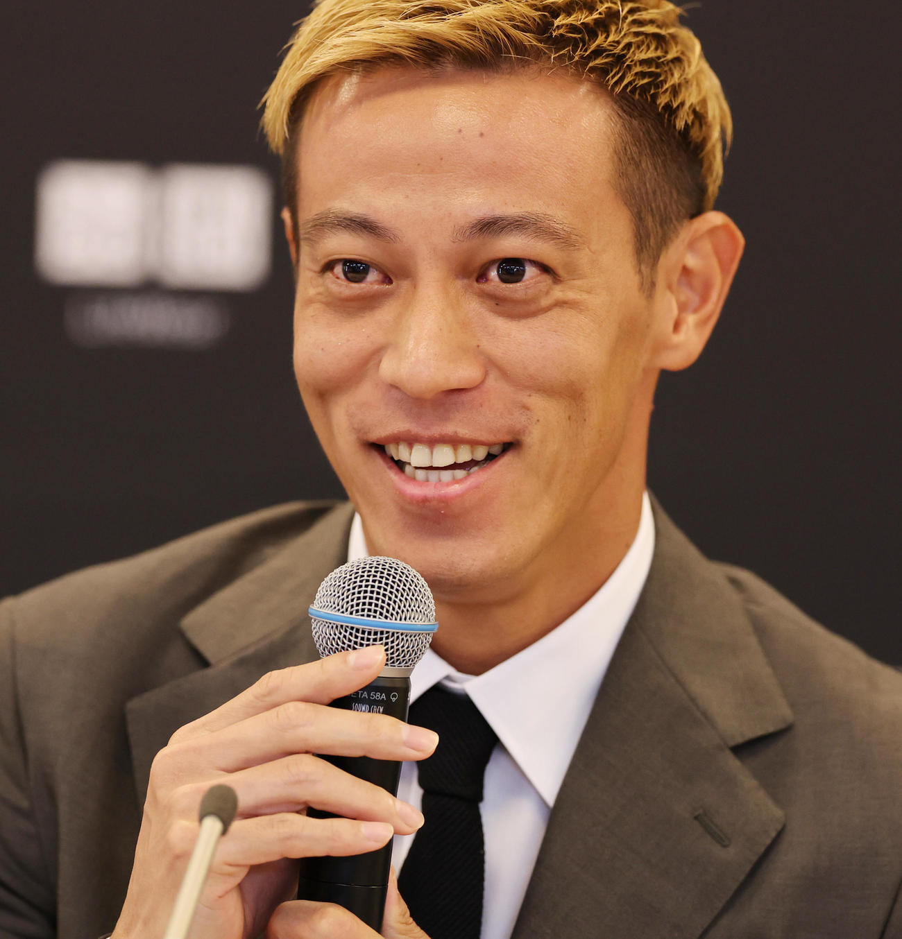 4対4のU10サッカー全国大会を創設し会見する本田圭佑（撮影・野上伸悟）