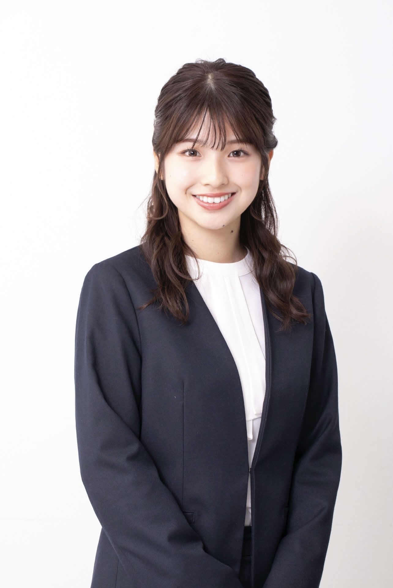 FC東京の中村穂高と結婚したカンテレの舘山聖奈アナウンサー