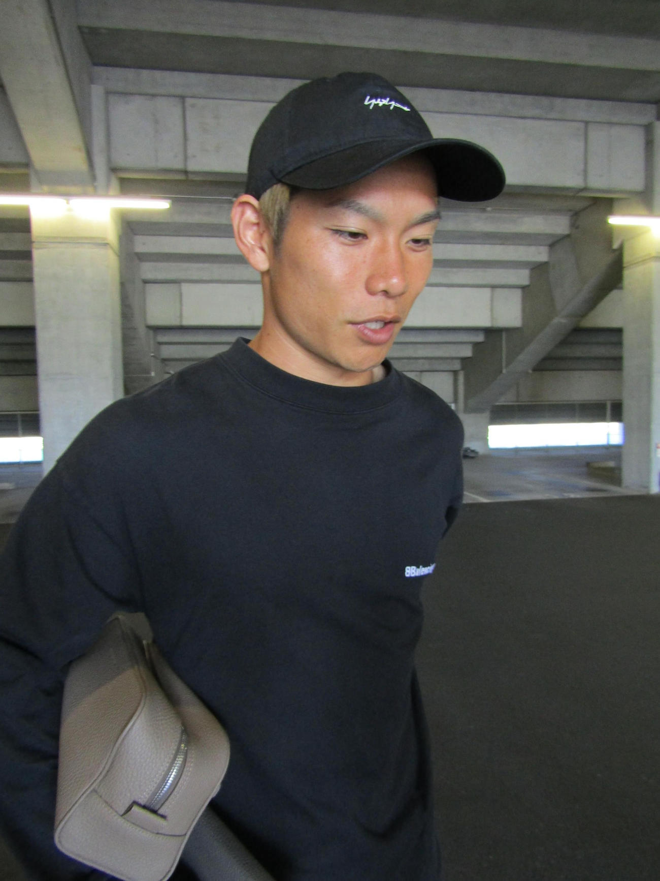 9月29日、取材に応じるG大阪黒川