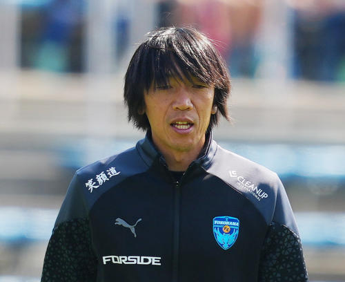 中村俊輔氏ら12人に功労選手賞を授与 八戸ら10クラブにJ2ライセンス