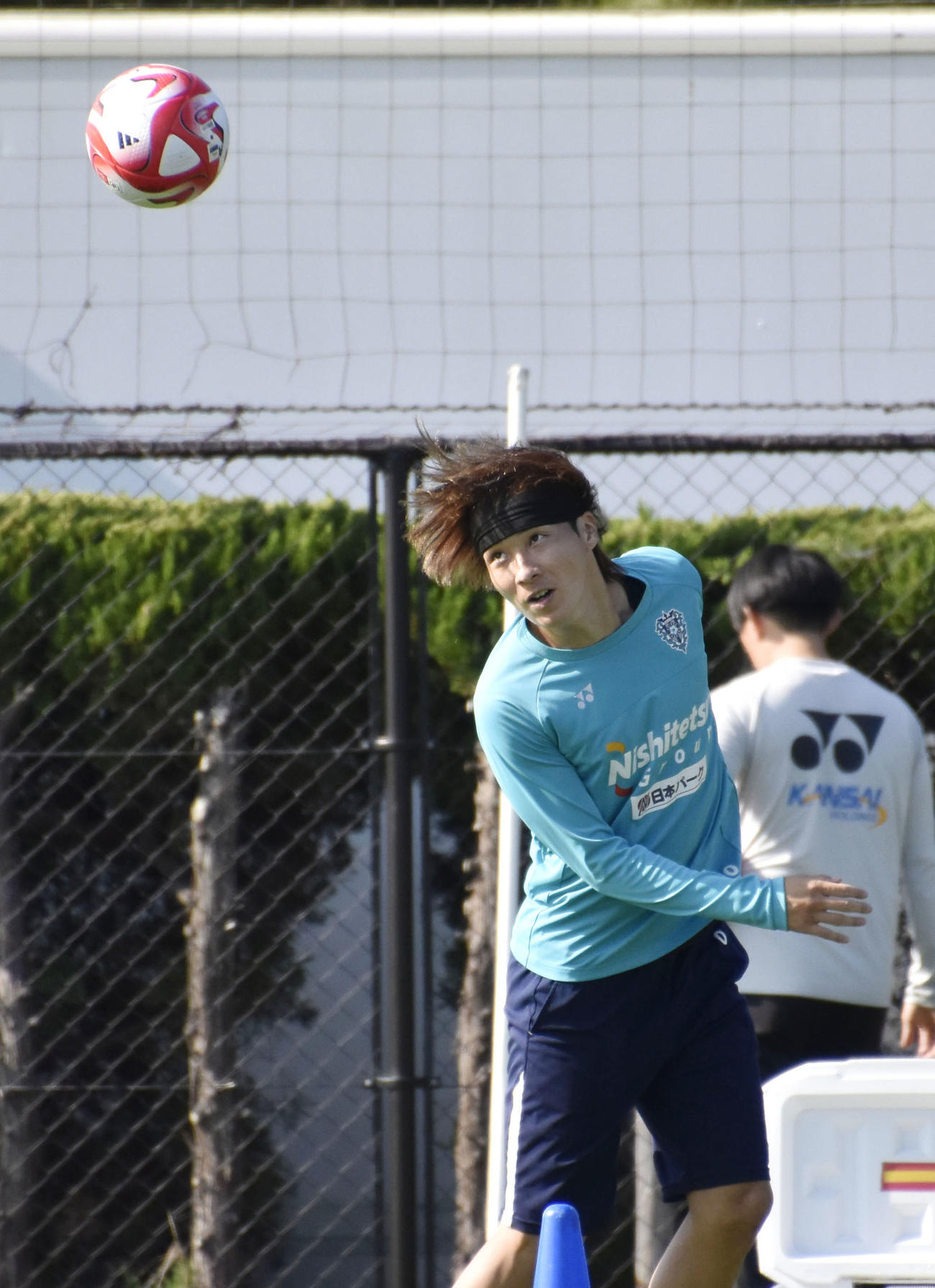ルヴァン・カップ決勝に向け、練習に励む福岡FW山岸（共同）