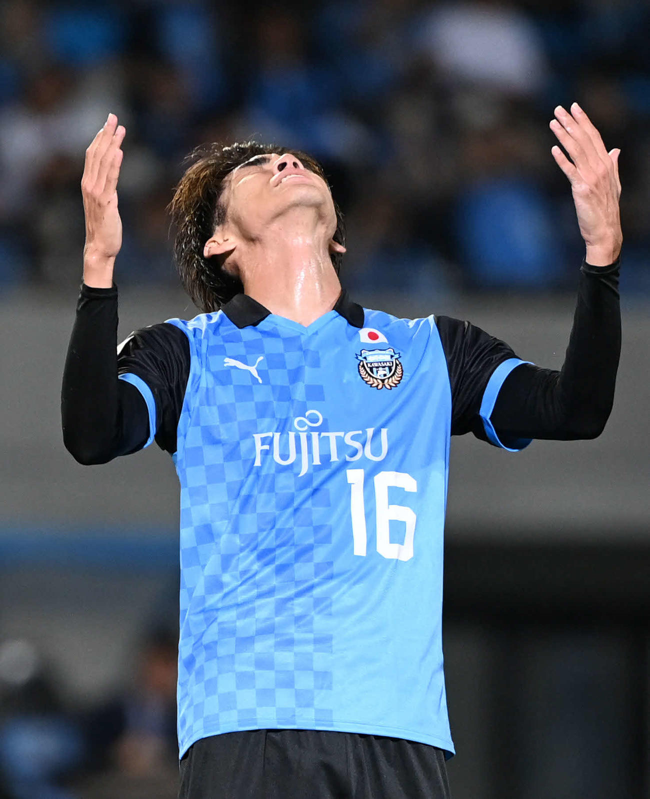 川崎F対BGパトゥム　前半、得点できず悔しがる川崎F瀬古（撮影・山崎安昭）