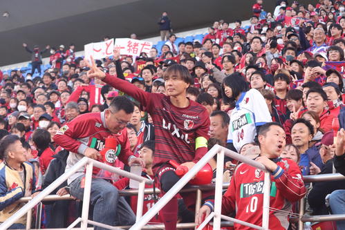 本山雅志氏引退試合、リーグ優勝目前の神戸FW大迫の来場に感謝し「優勝