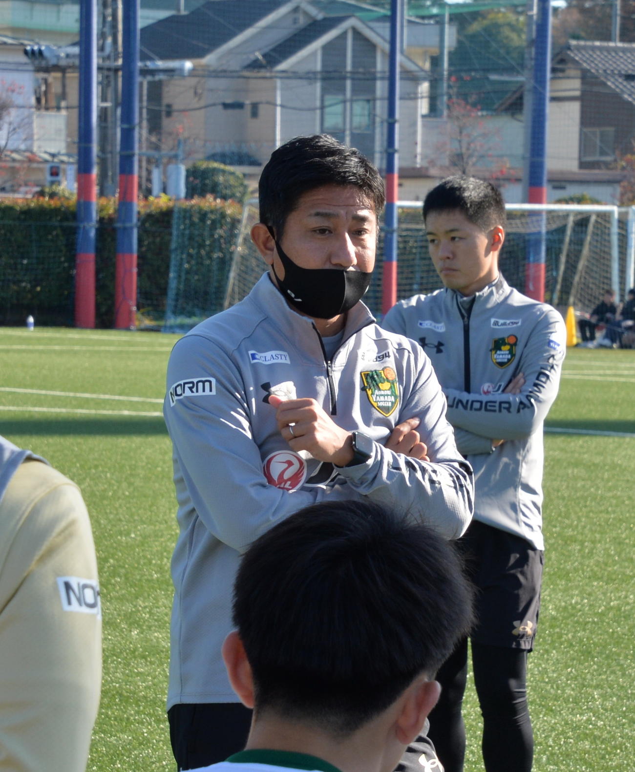 試合前、選手に声をかける正木監督