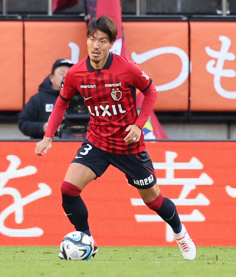 鹿島対横浜FC　後半途中から出場した鹿島昌子（撮影・野上伸悟）