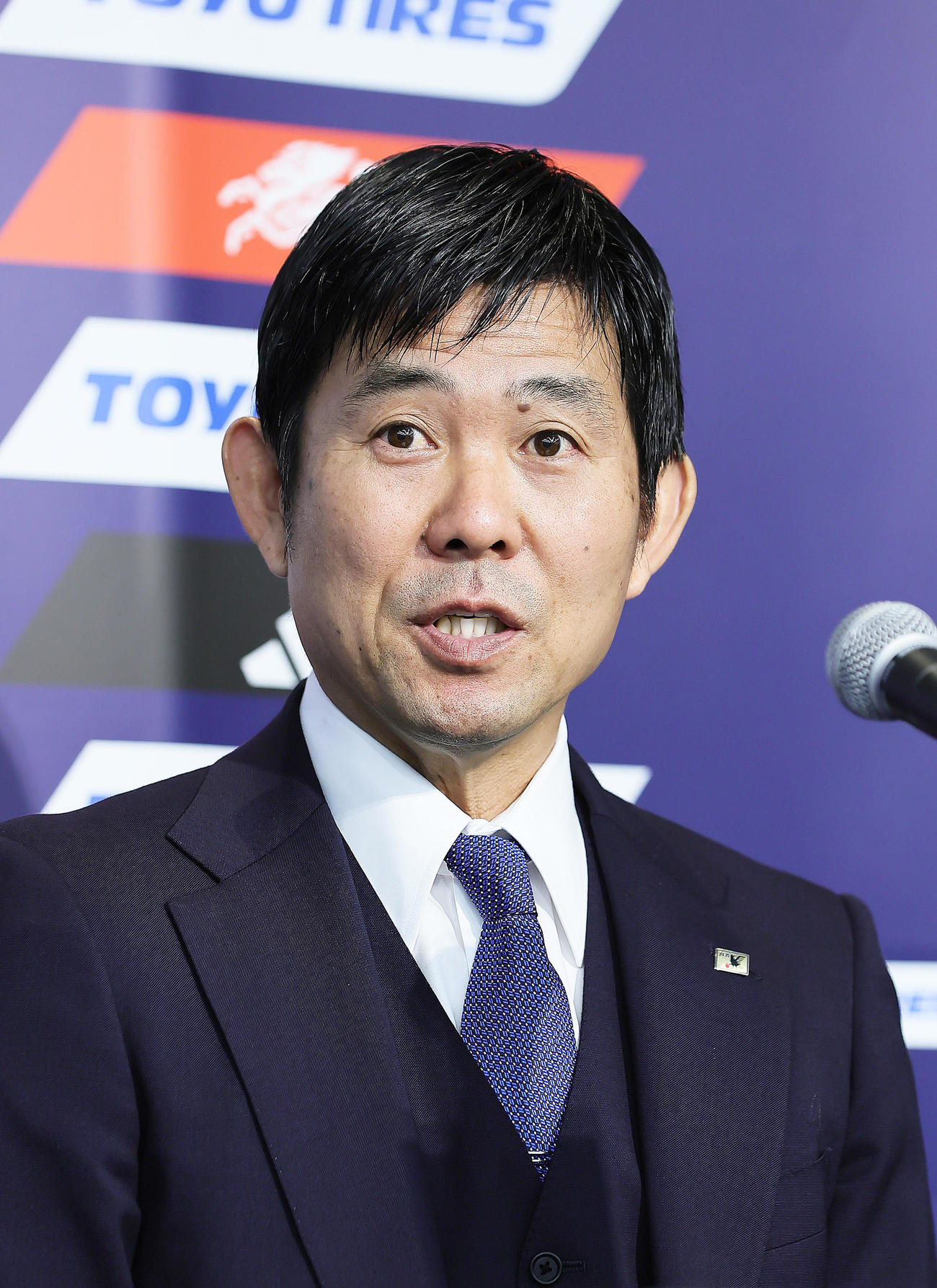 「TOYO TIRES CUP 2024」の日本代表メンバー発表会見に臨む森保監督（撮影・足立雅史）
