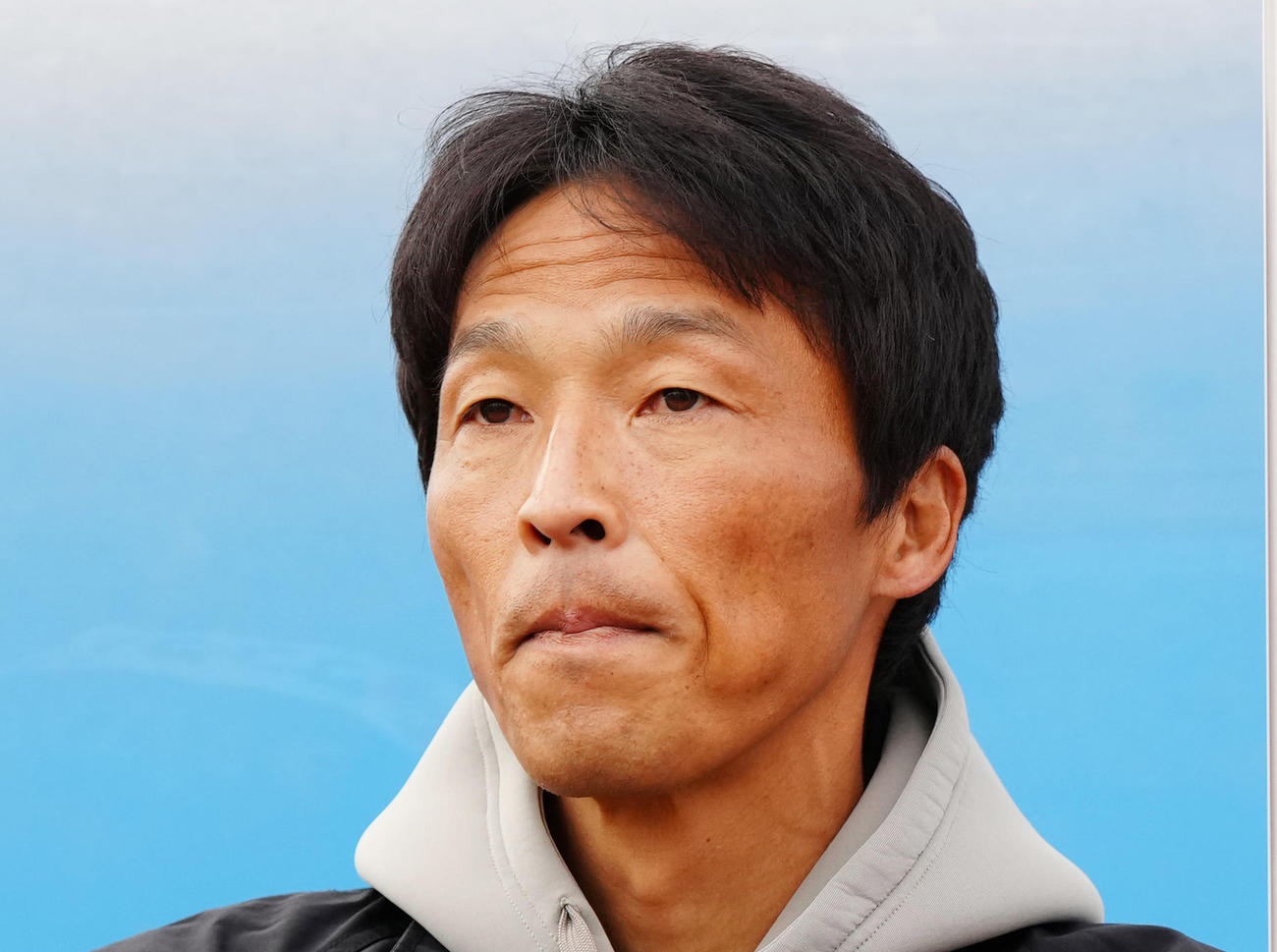 湘南山口智監督（2023年11月25日撮影）