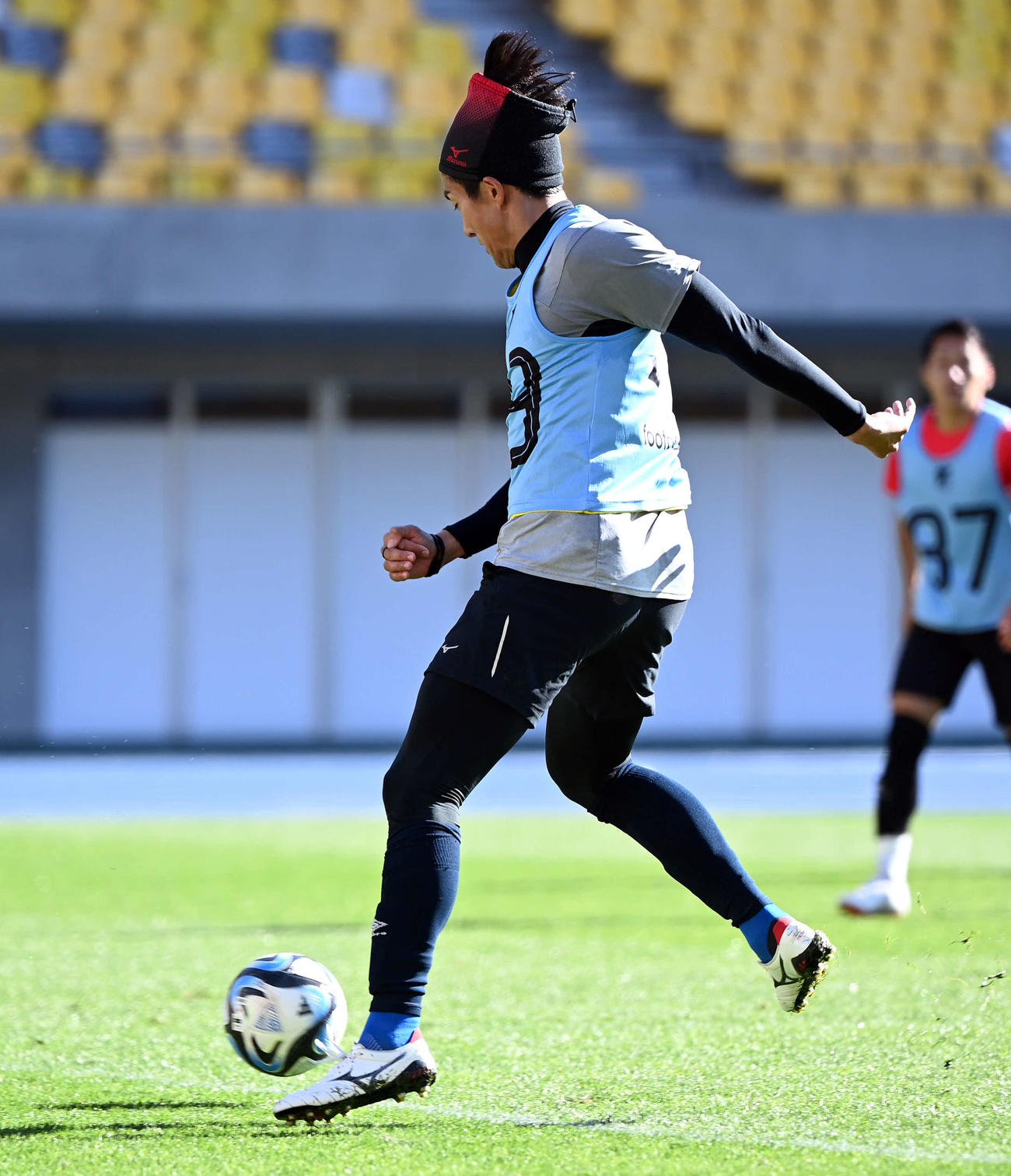 先制ゴールを決める都倉（撮影・たえ見朱実）