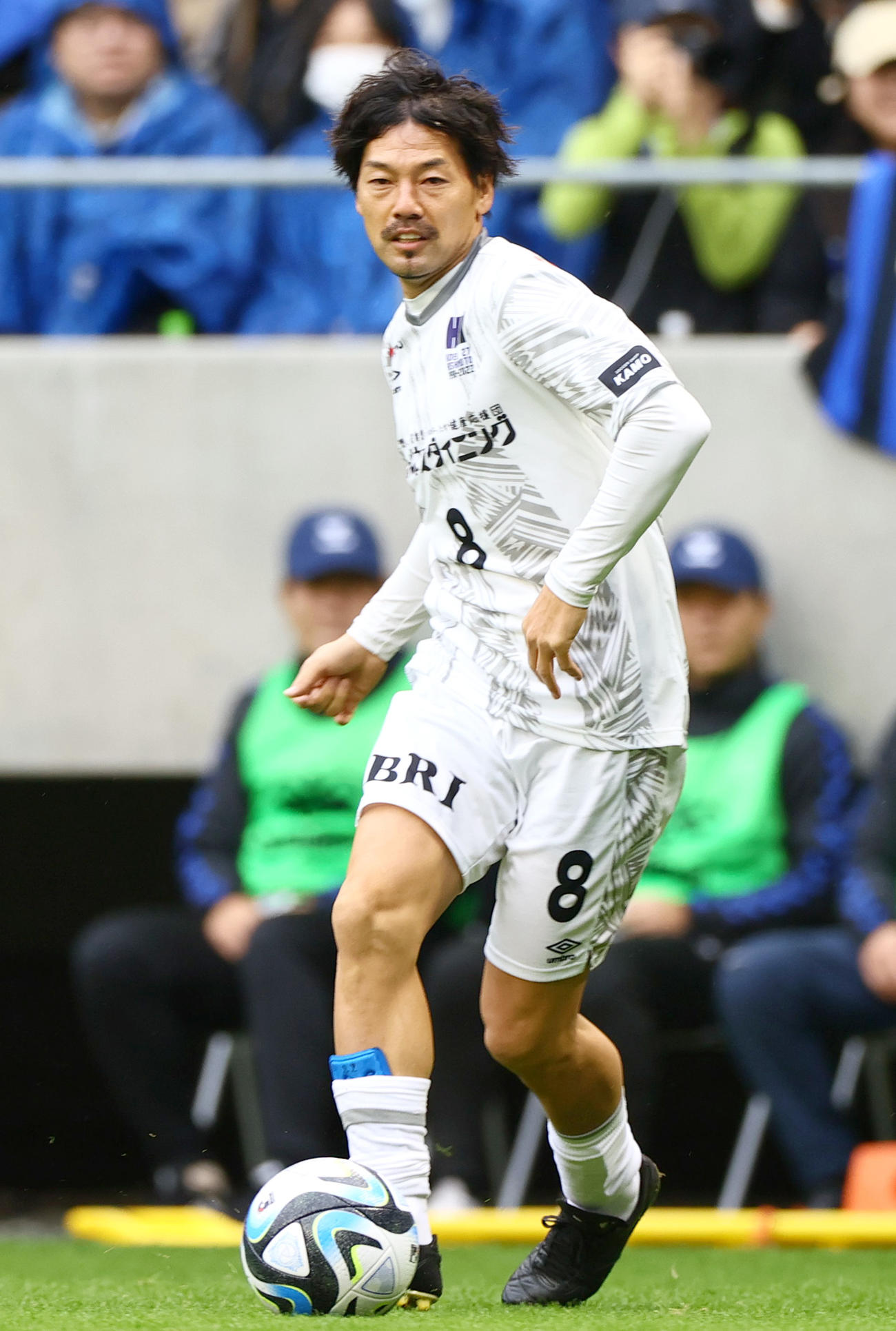 「橋本英郎引退試合」G大阪05対日本代表フレンズ　日本代表フレンズでプレーする松井大輔（撮影・上山淳一）