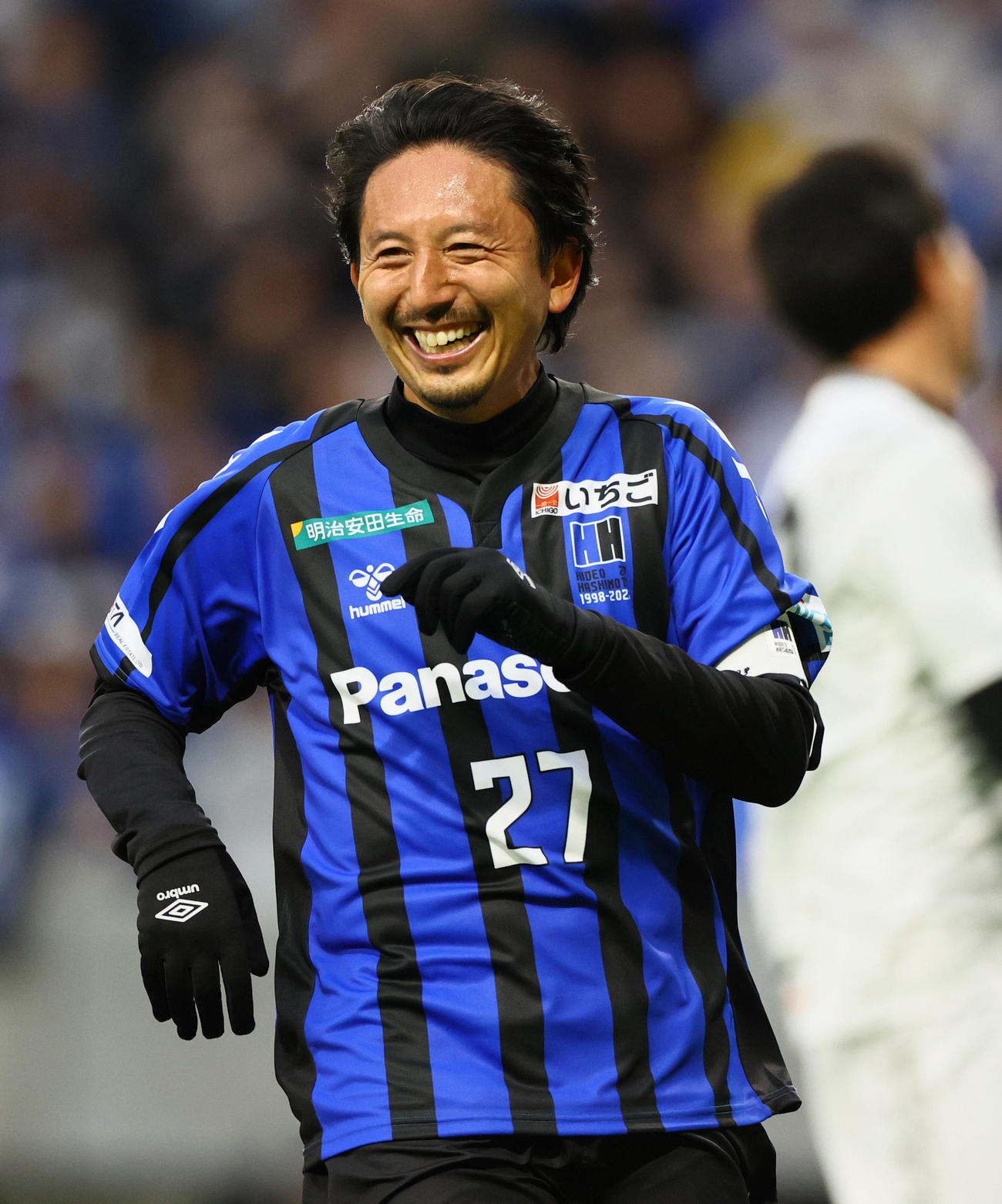 「橋本英郎引退試合」G大阪'05対日本代表フレンズ　引退試合でプレーする橋本英郎氏（撮影・上山淳一）