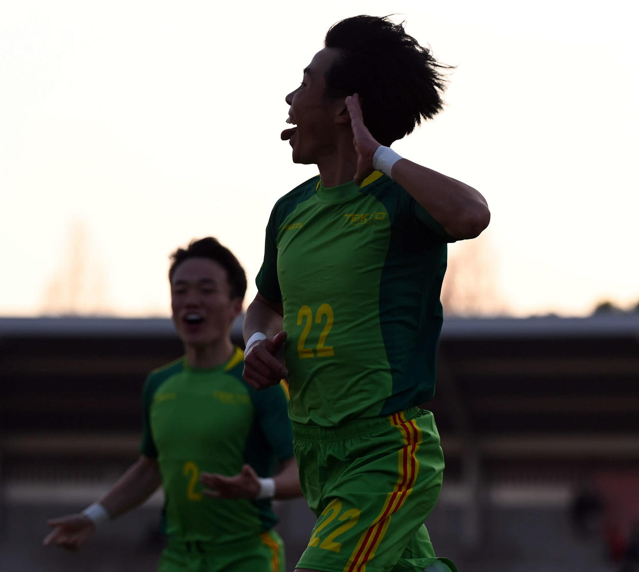 帝京長岡対長崎総合科学大付　　後半、決勝ゴールを決め喜ぶ帝京長岡・谷中（撮影・たえ見朱実）