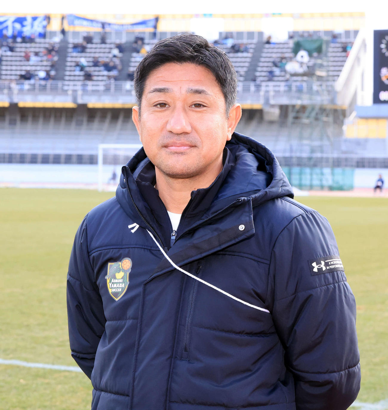 青森山田対広島国際学院　青森山田の正木監督（撮影・浅見桂子）