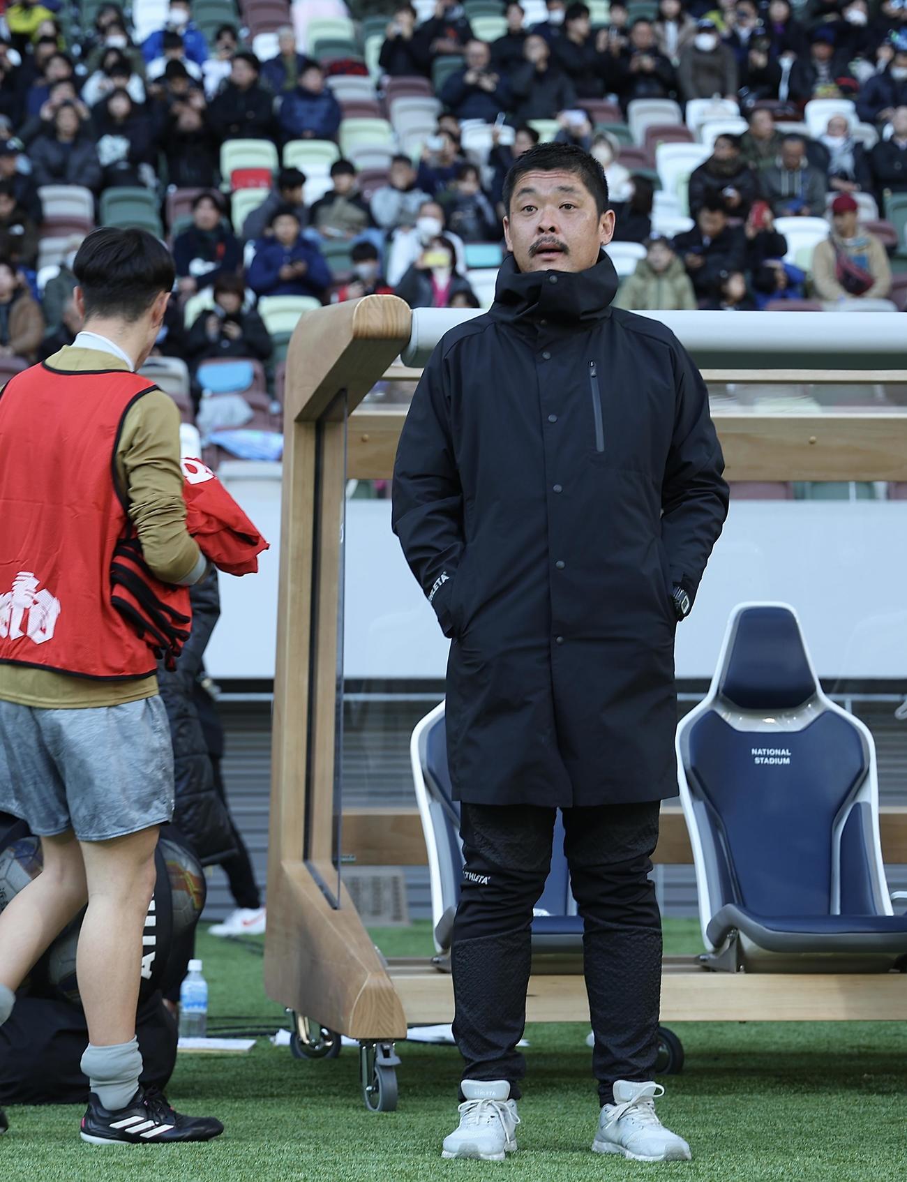 近江対堀越　準決勝に臨む近江・前田監督（撮影・河田真司）