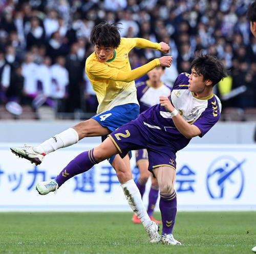 高校サッカー】近江の海賊軍団「打ちまくろうや！」黒ひげ親分の号令に
