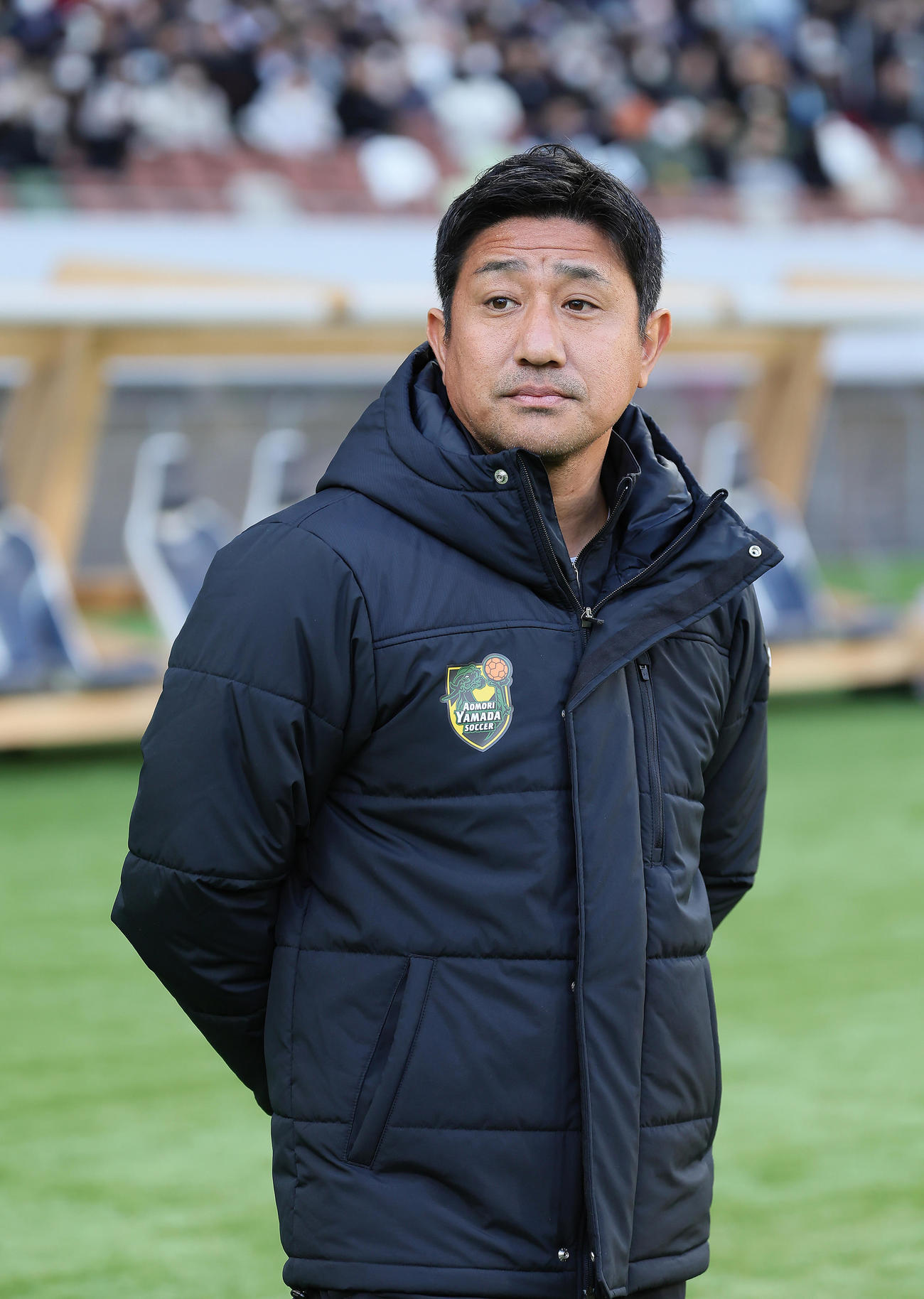 青森山田対近江　試合に臨む青森山田・正木監督（撮影・足立雅史）