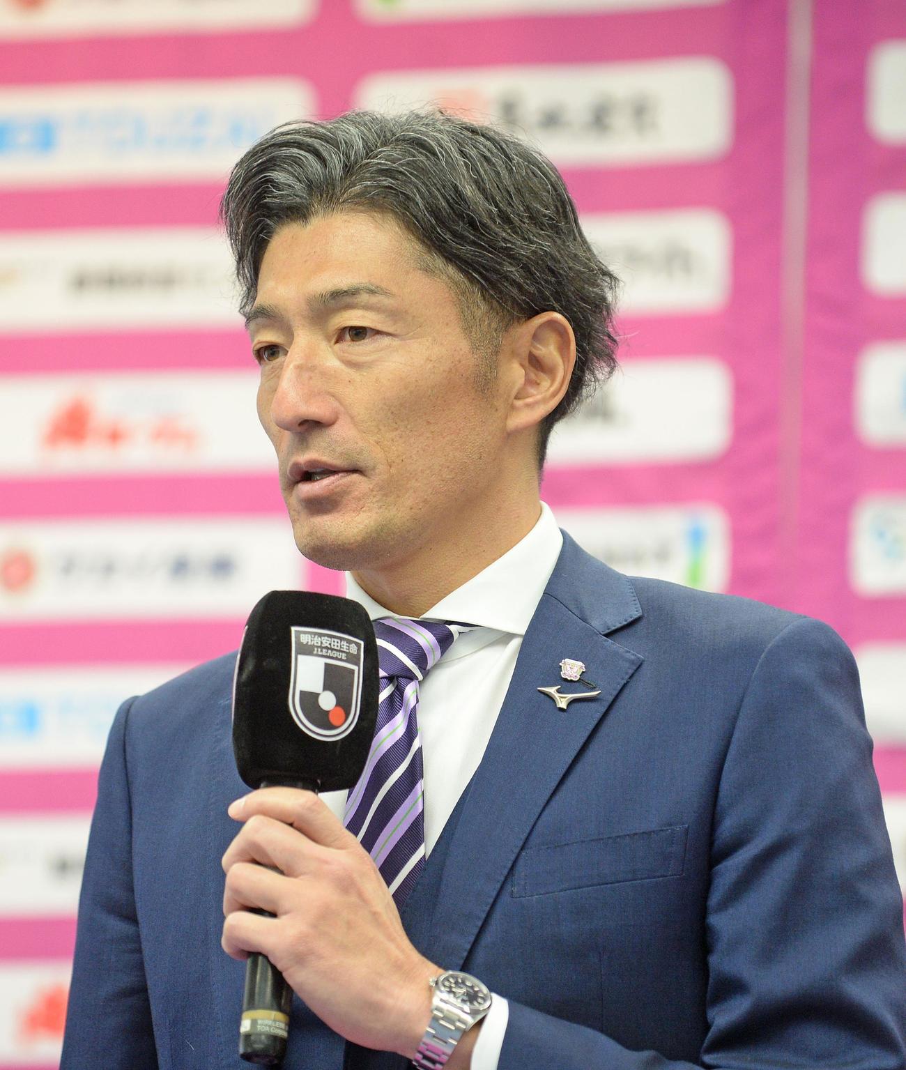 今季の抱負を語る藤枝の須藤監督