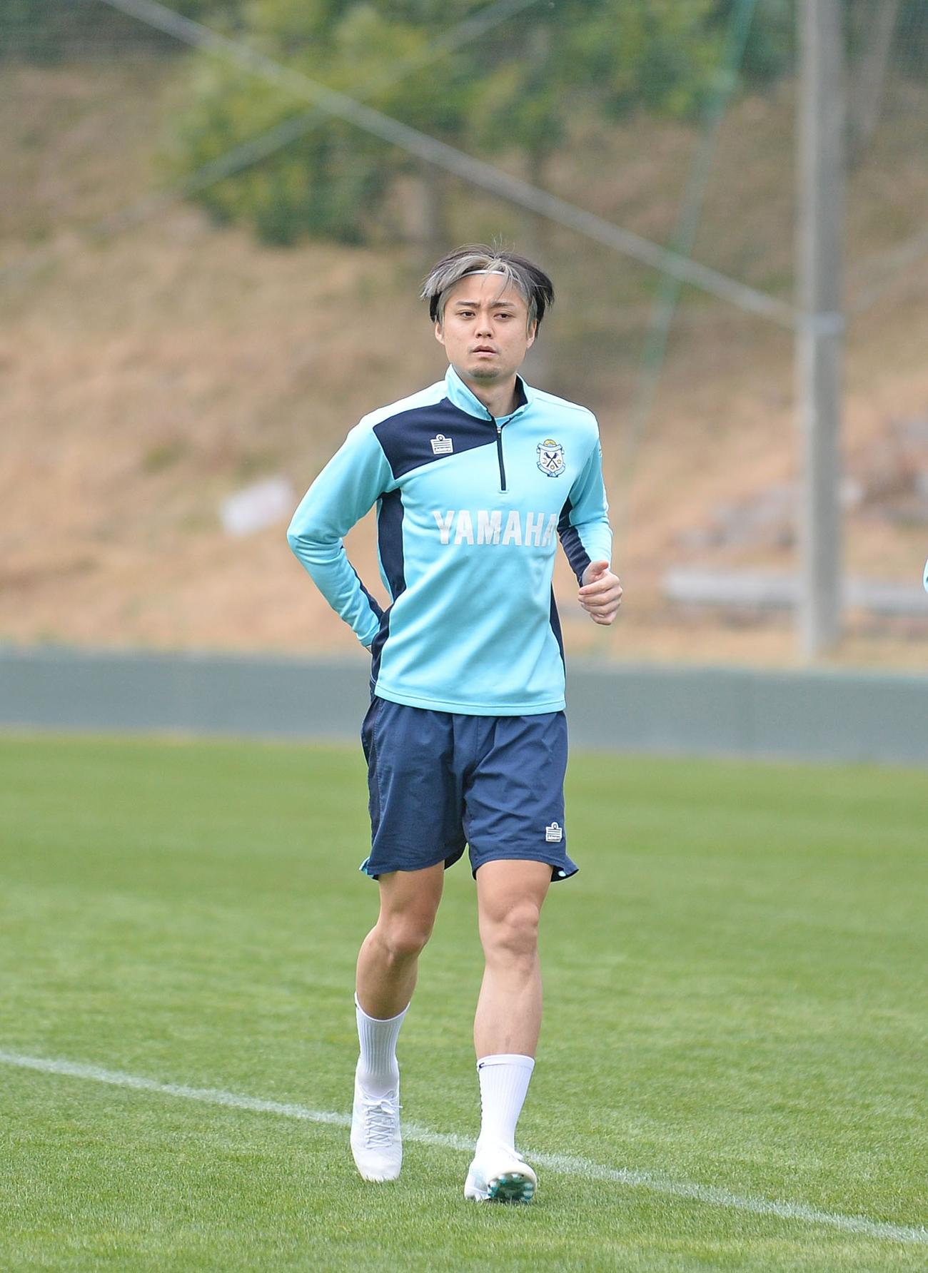 ジョギングする磐田松原