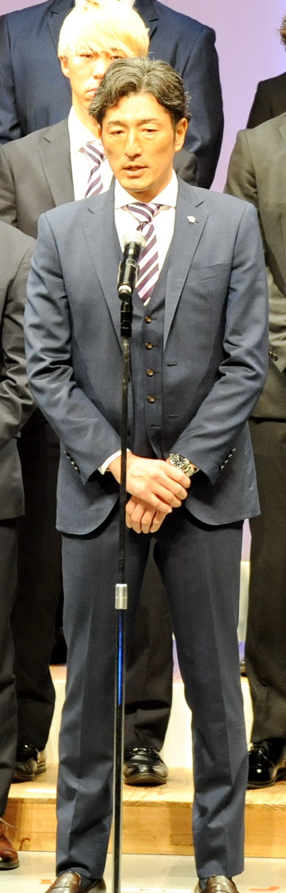 今季の抱負を語る藤枝の須藤監督
