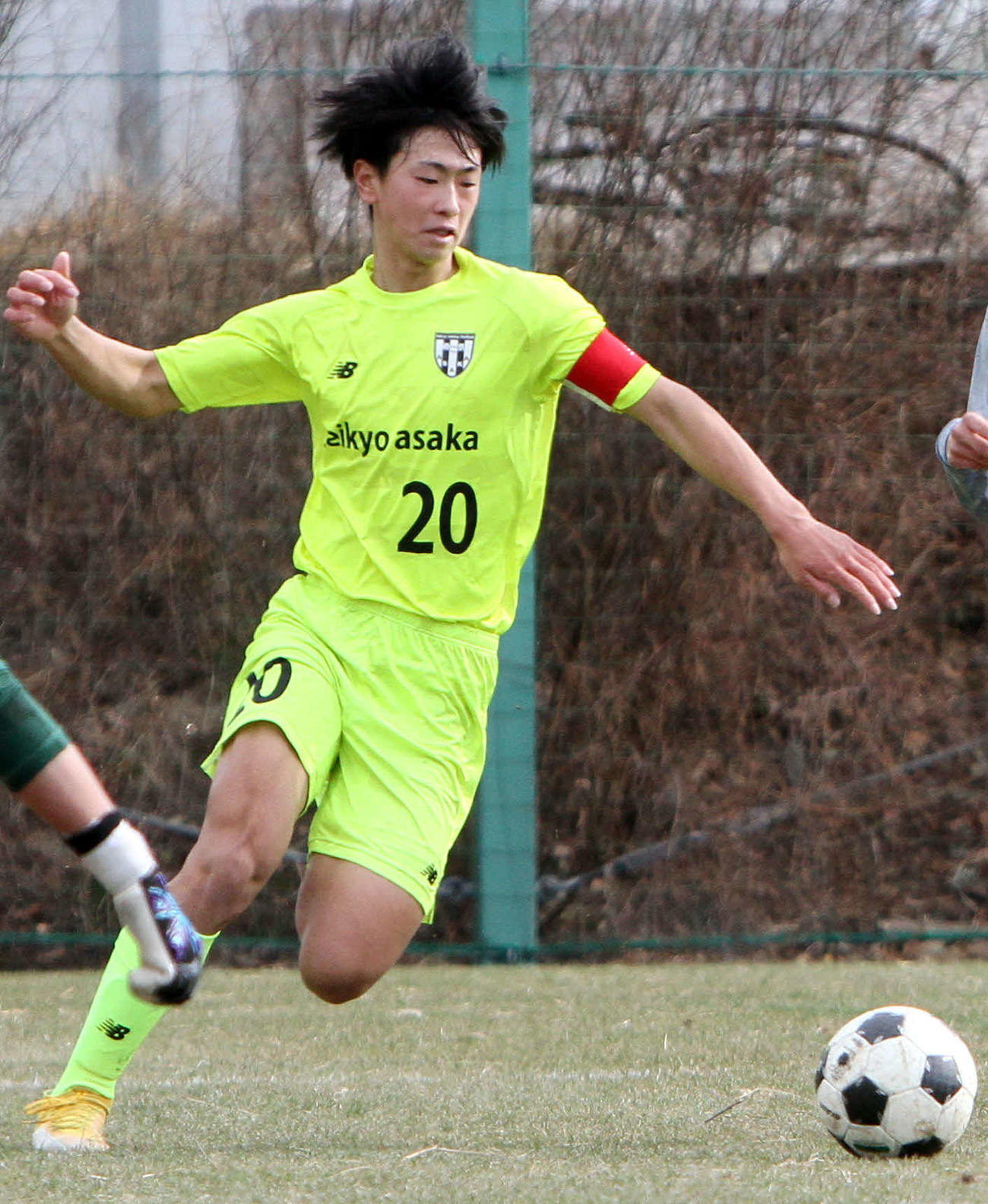 聖和学園対帝京安積　前半13分、2戦連発で先制点を挙げたDF平野（撮影・木村有優）