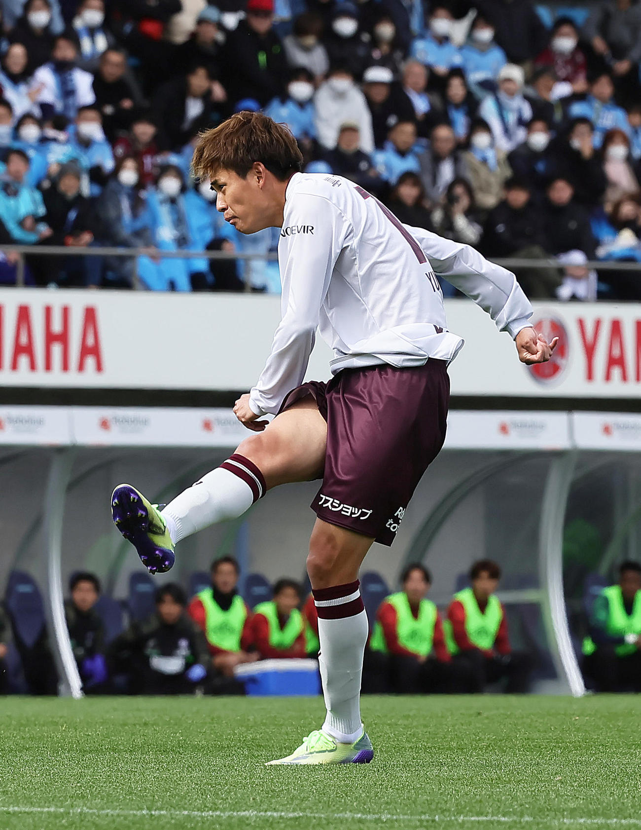 磐田対神戸　前半、先制ゴールを決める神戸汰木（撮影・足立雅史）