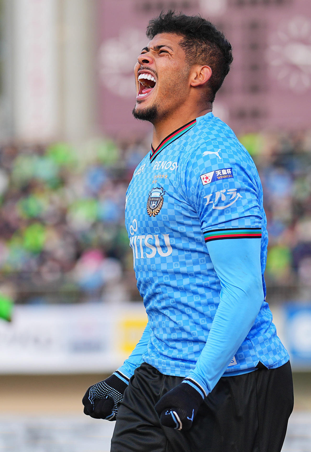湘南対川崎F　後半、ゴールを決め雄たけびをあげる川崎Fエリソン（撮影・垰建太）