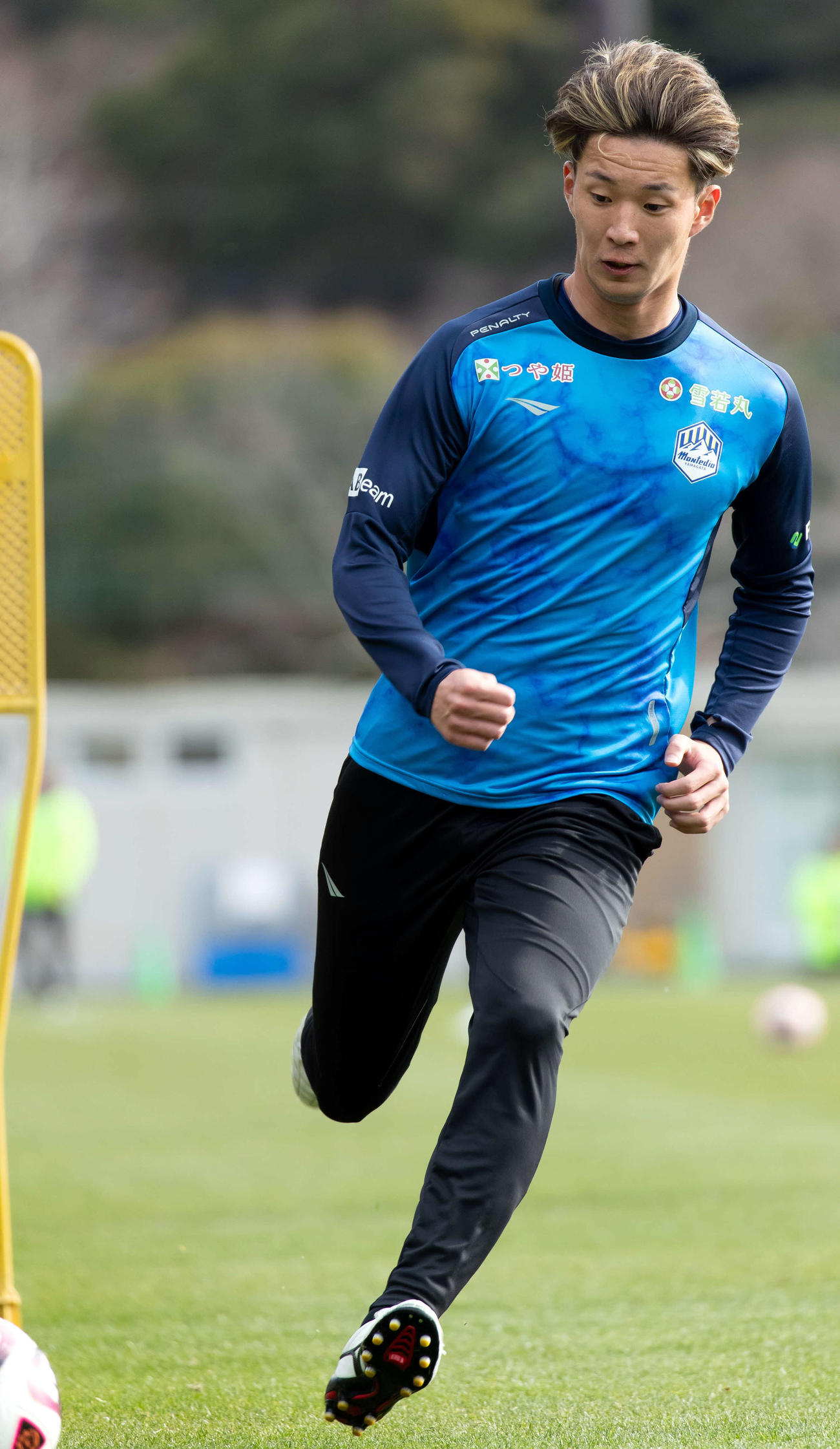 新たなプレースタイルに挑戦し、得点王を目指すFW有田（（C）MONTEDIO YAMAGATA）