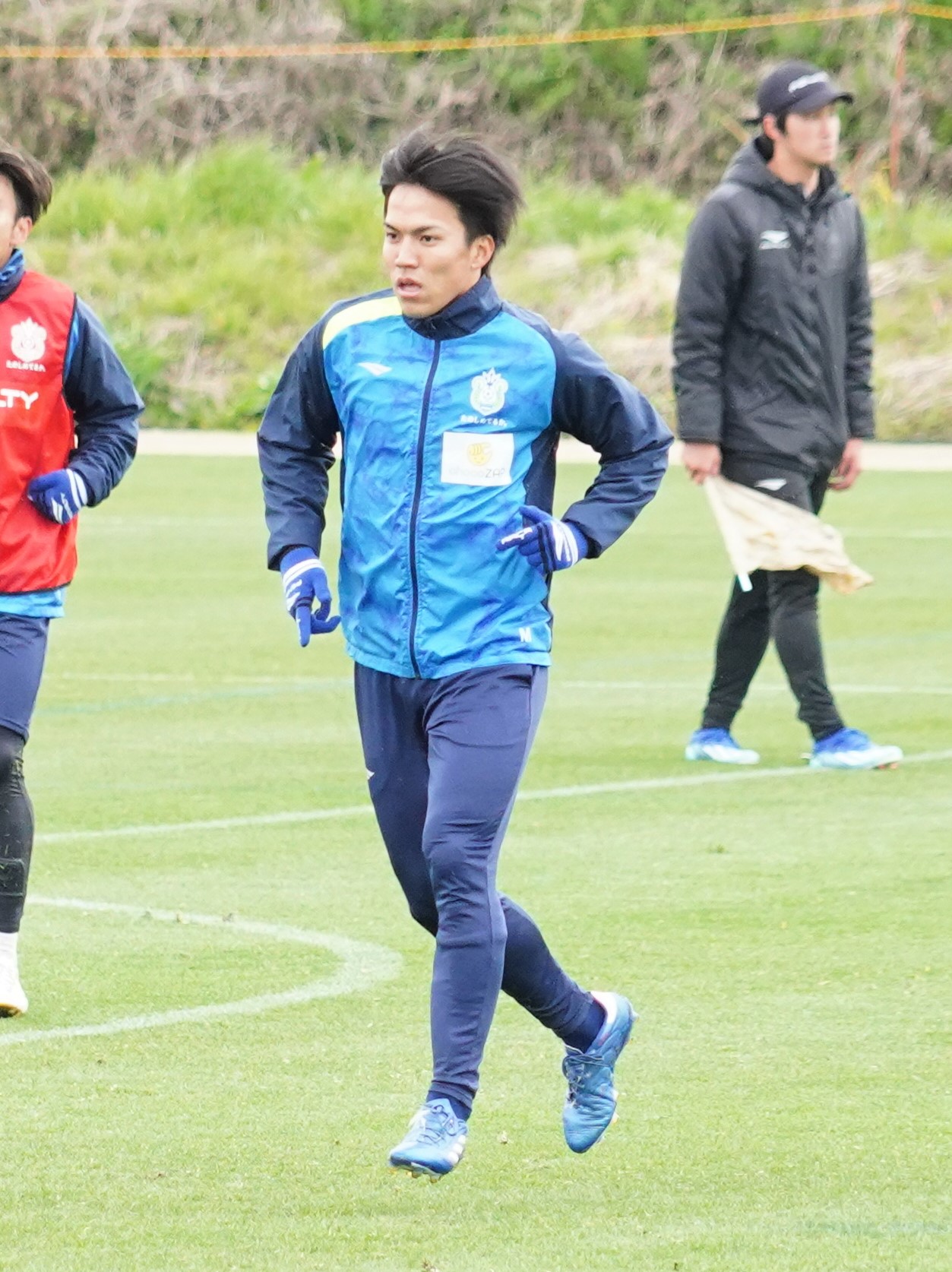 練習に臨む湘南田中聡（撮影・佐藤成）