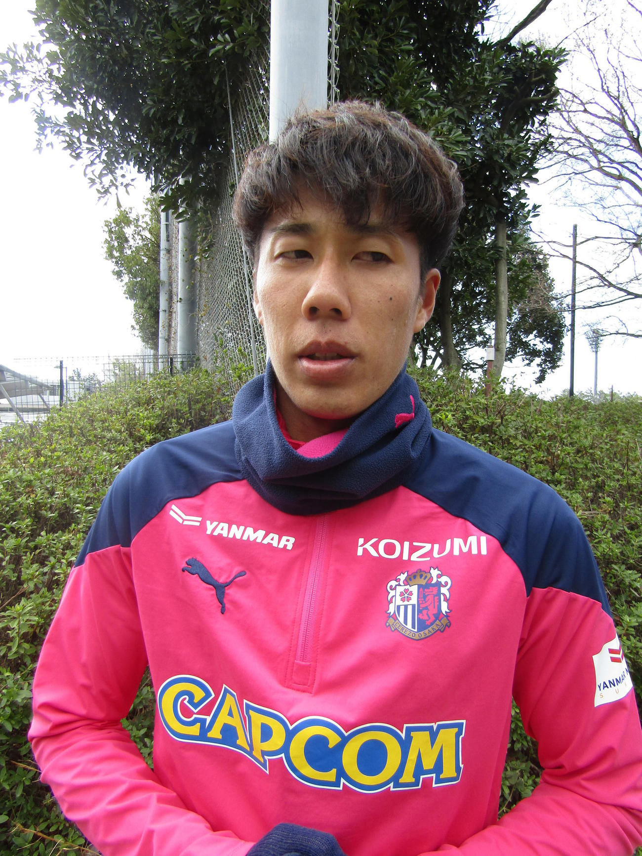 取材に応じるC大阪田中