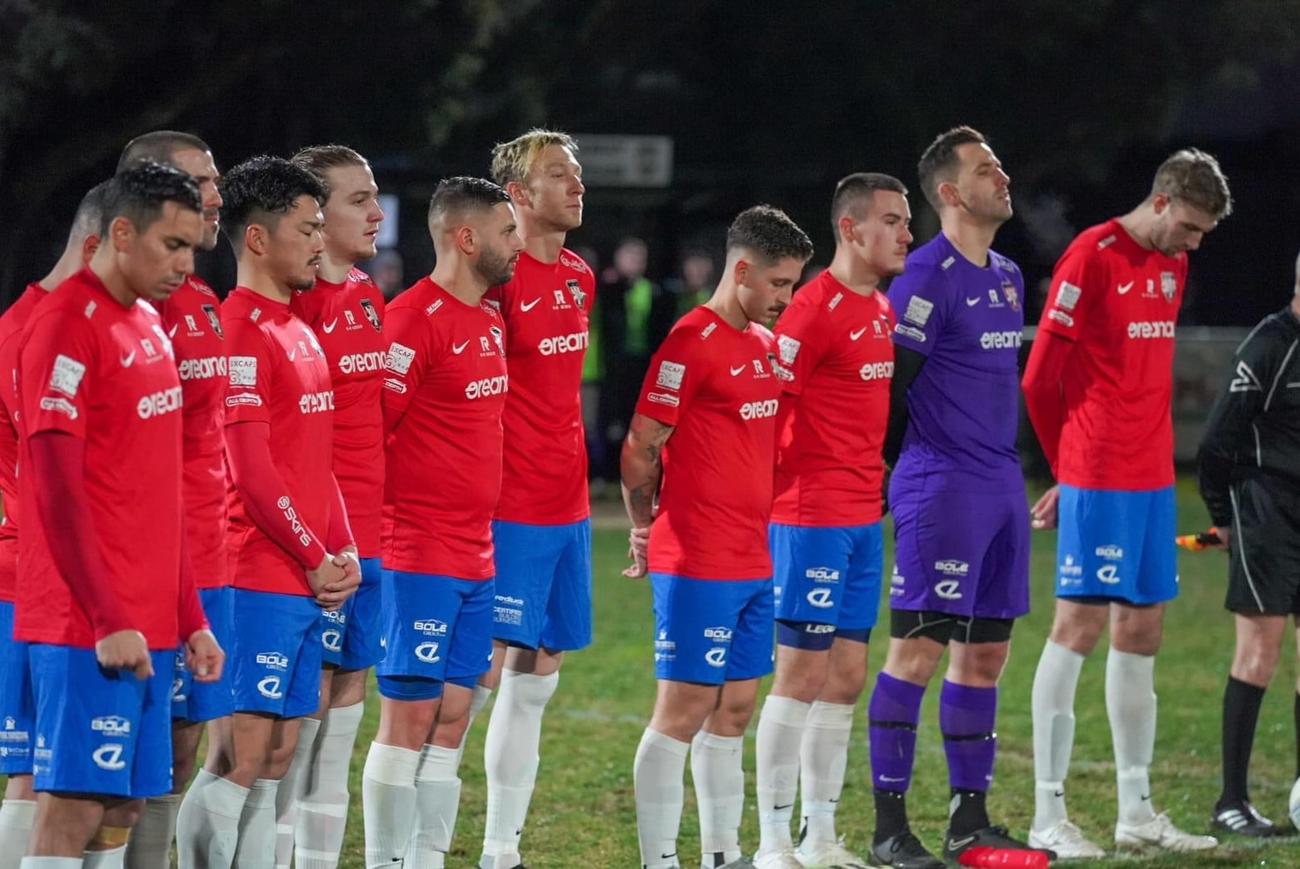 オーストラリア5部リーグのウエストゲート・シンジェリッチでプレーした西村恒亮さん（左から4人目）（本人提供）