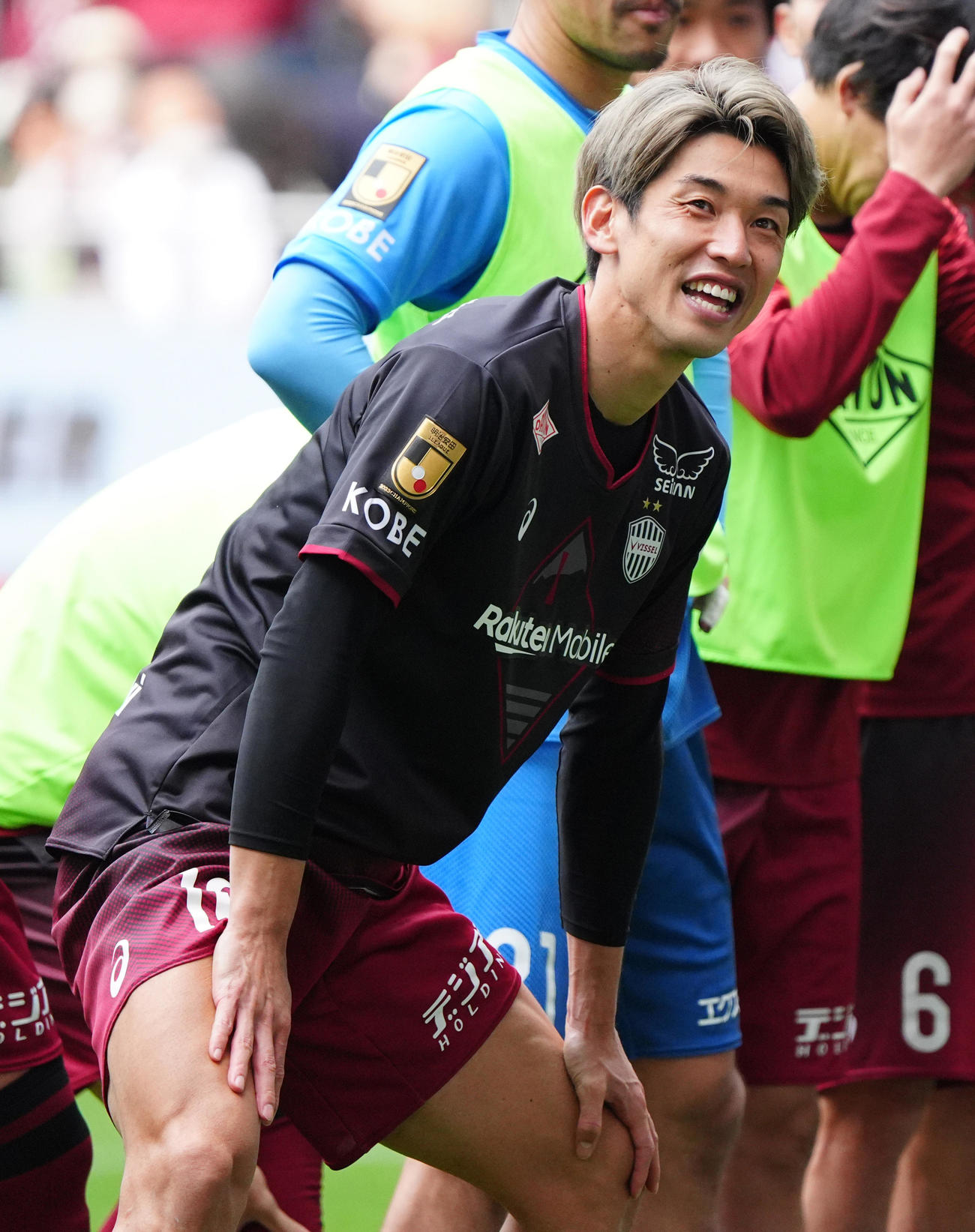 神戸対札幌　試合を終え笑顔をみせる神戸大迫（撮影・清水貴仁）