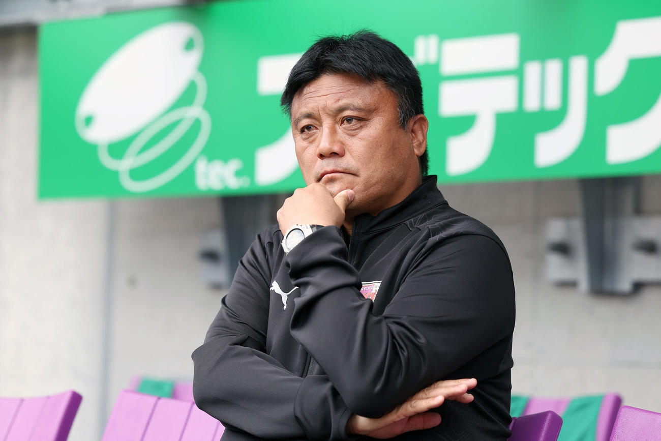 京都対磐田　磐田戦に臨む京都曺監督（撮影・前田充）