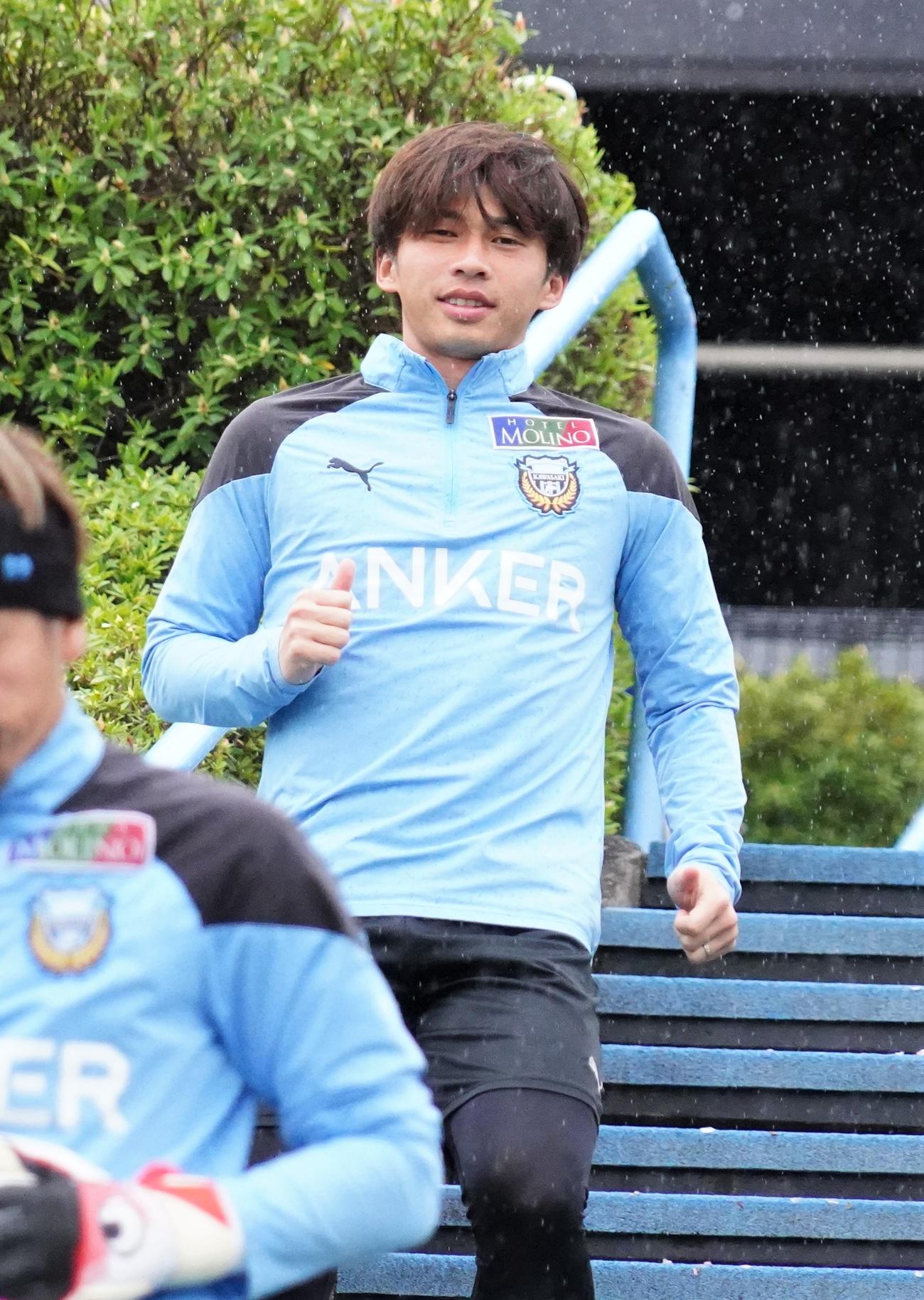 セレッソ大阪戦に向けた練習に臨む川崎フロンターレMF瀬川祐輔（撮影・佐藤成）
