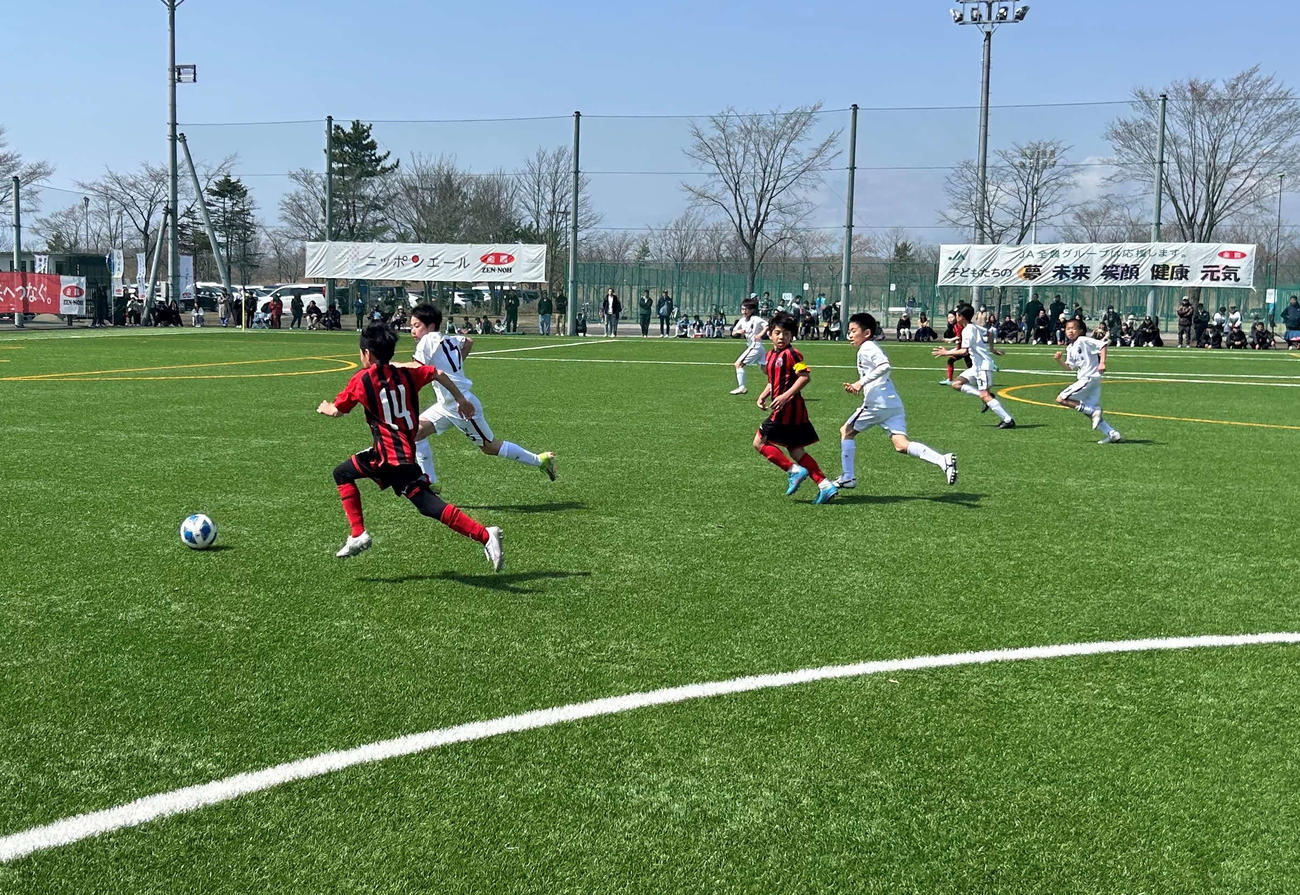 準決勝に進出したコンサドーレ札幌RED