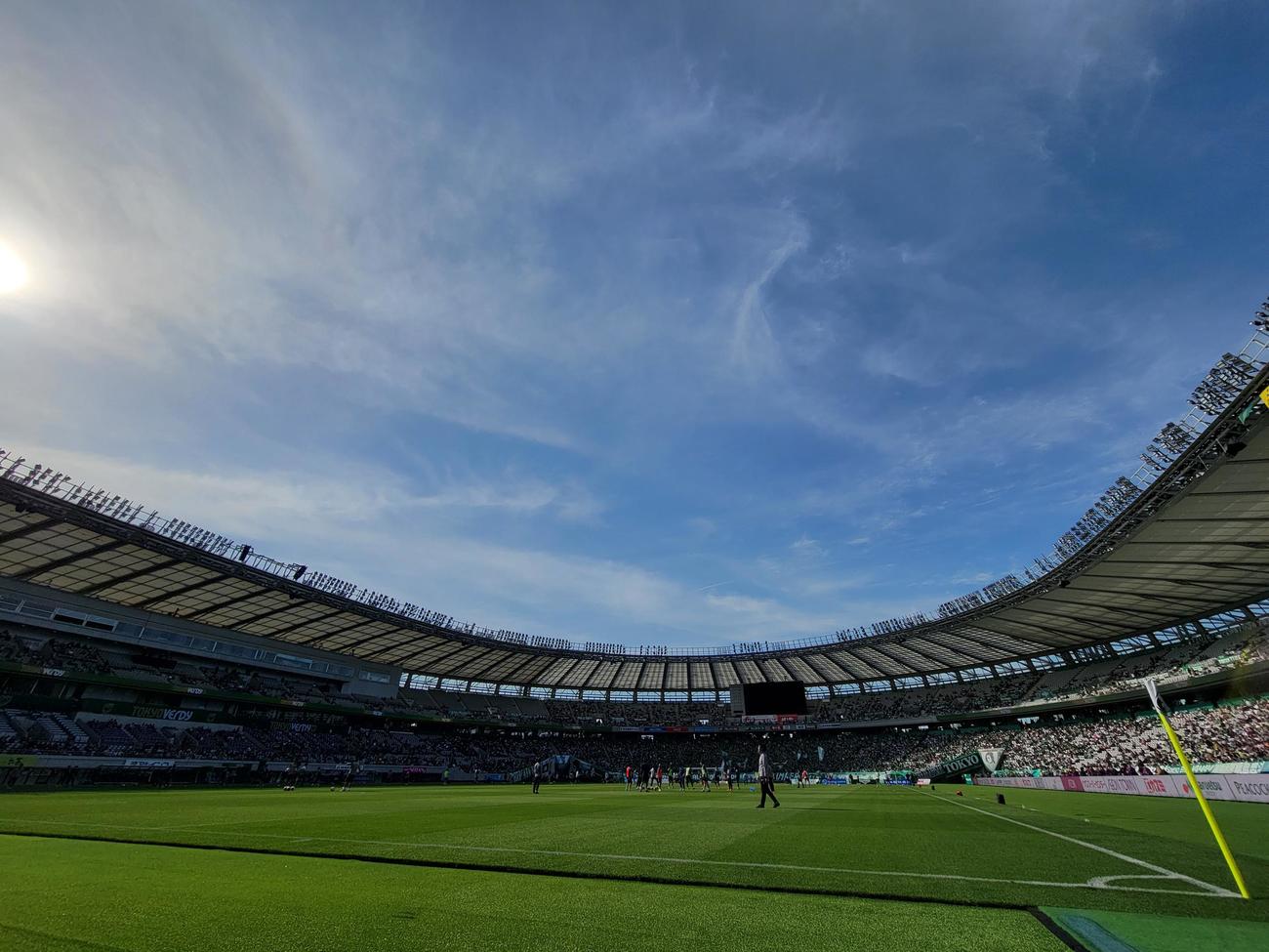 東京V対東京　東京ダービーが行われた味の素スタジアム(撮影・井上学)